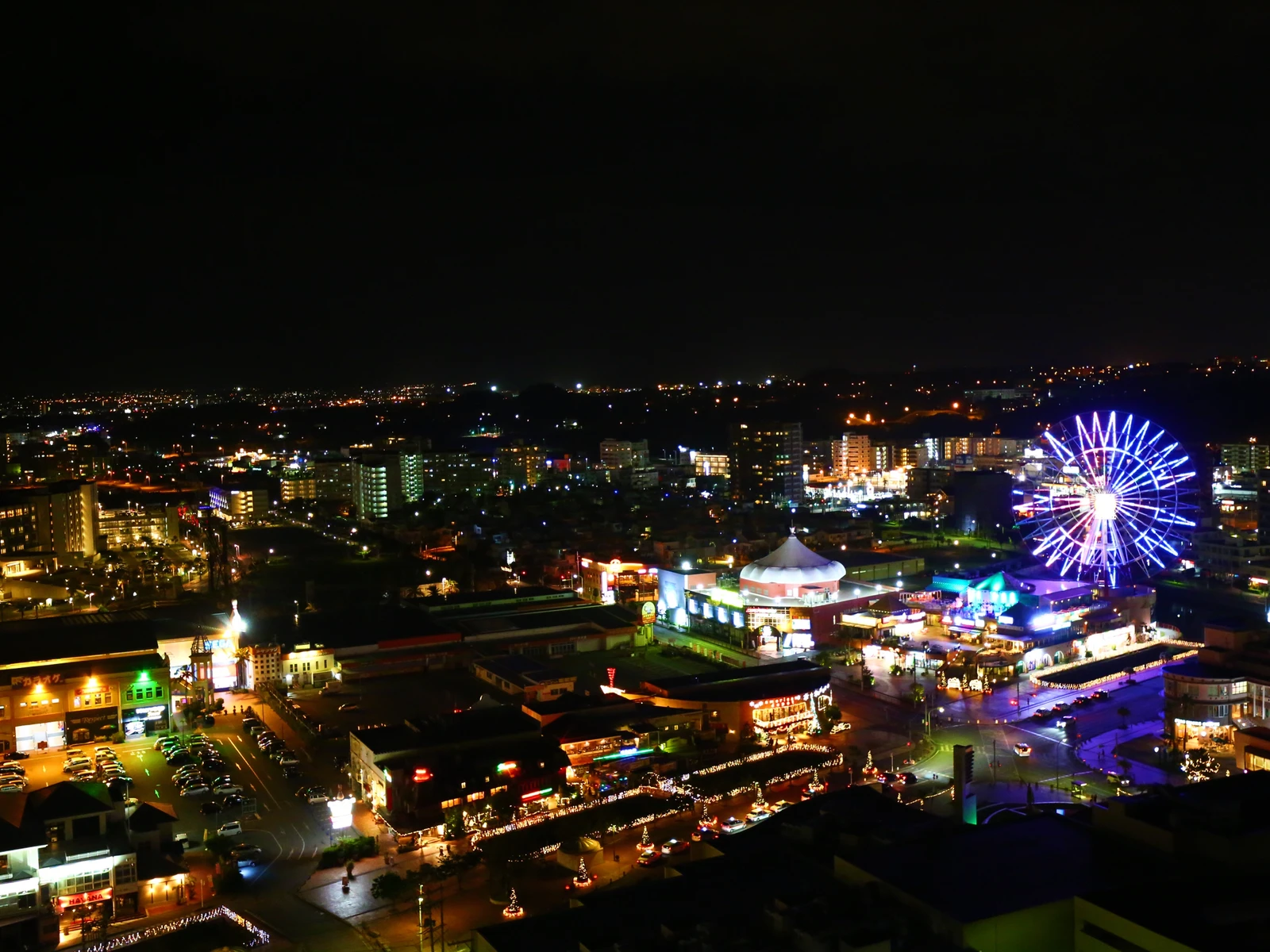 沖縄 北谷町美浜にある ザ ビーチタワー沖縄 に宿泊 アメリカンビレッジの夜景を一望 あろはれいんぼーが投稿したフォトブック Lemon8