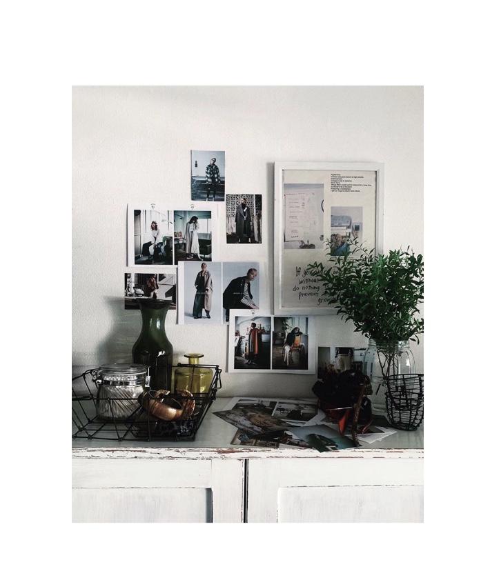 雑誌の切り抜きでカッコよく壁面を飾る アンジー 1が投稿したフォトブック Sharee