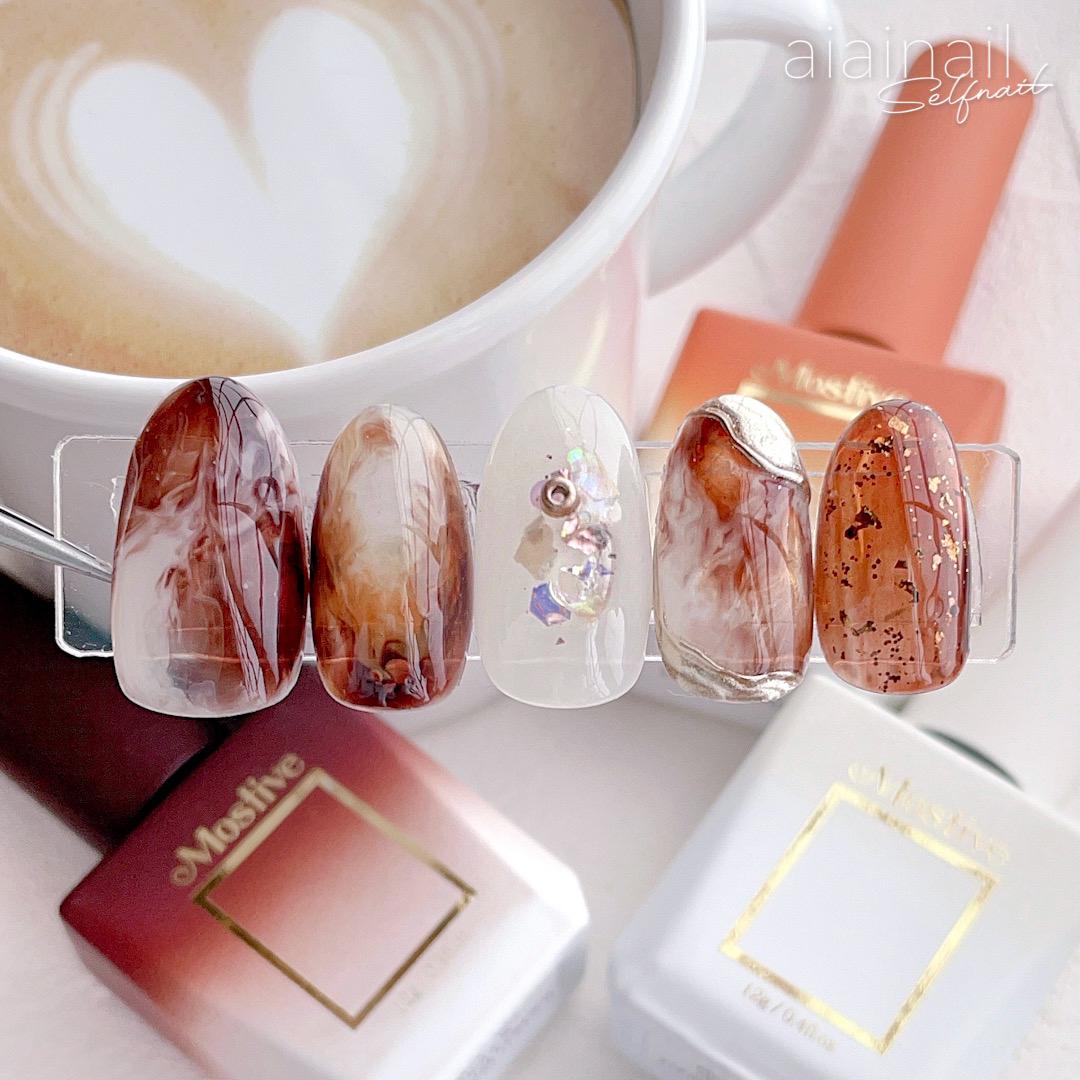 透明感がかわいい韓国のジェルネイルをレビュー Aiainail が投稿したフォトブック Lemon8