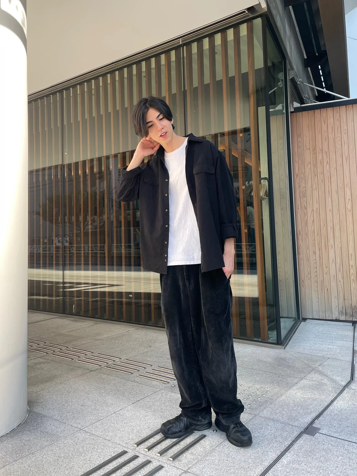 黒ポロ Lemon8