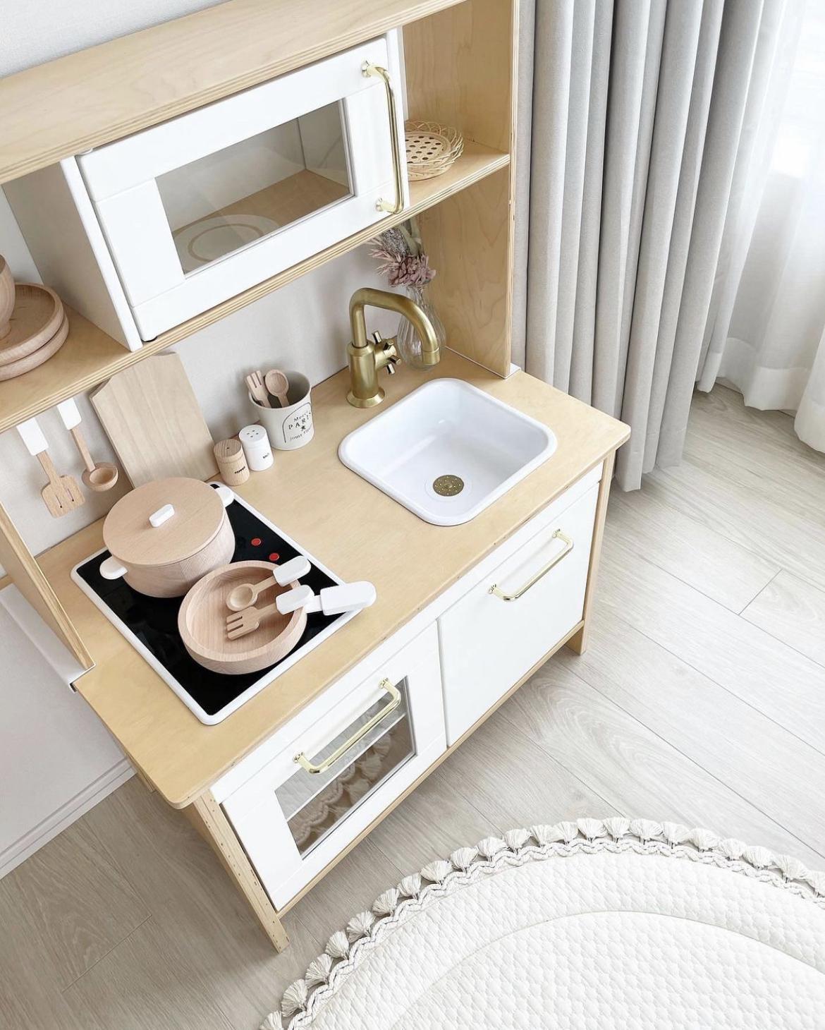 Ikeaままごとキッチンリメイク Sara Home が投稿したフォトブック Lemon8