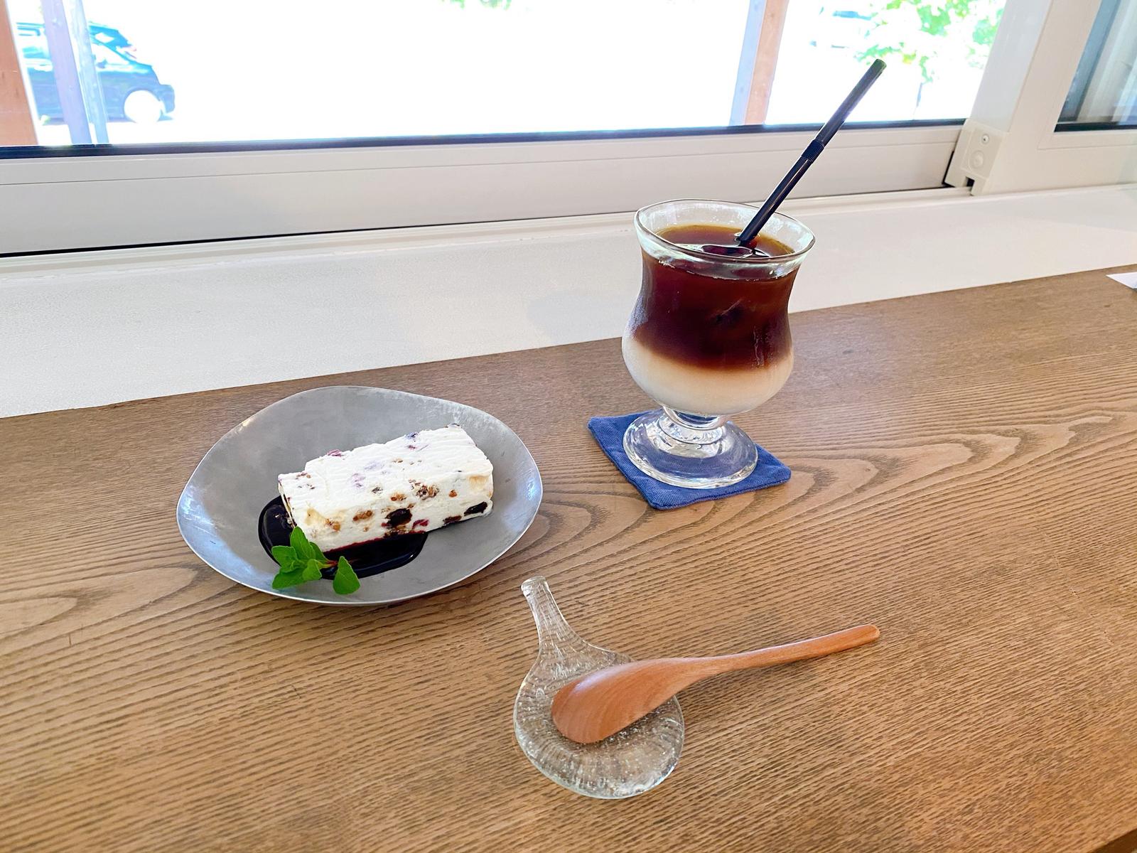 おしゃれな陶器販売の素敵カフェ Yukimichi おにやんグルメが投稿したフォトブック Sharee