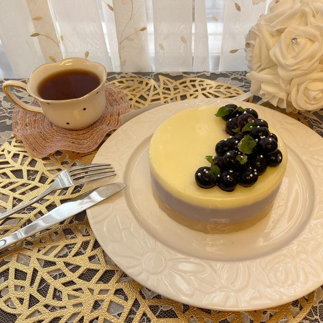 ブルーベリー＆ホワイトチョコの2層ムースケーキ(♥Ü♥)