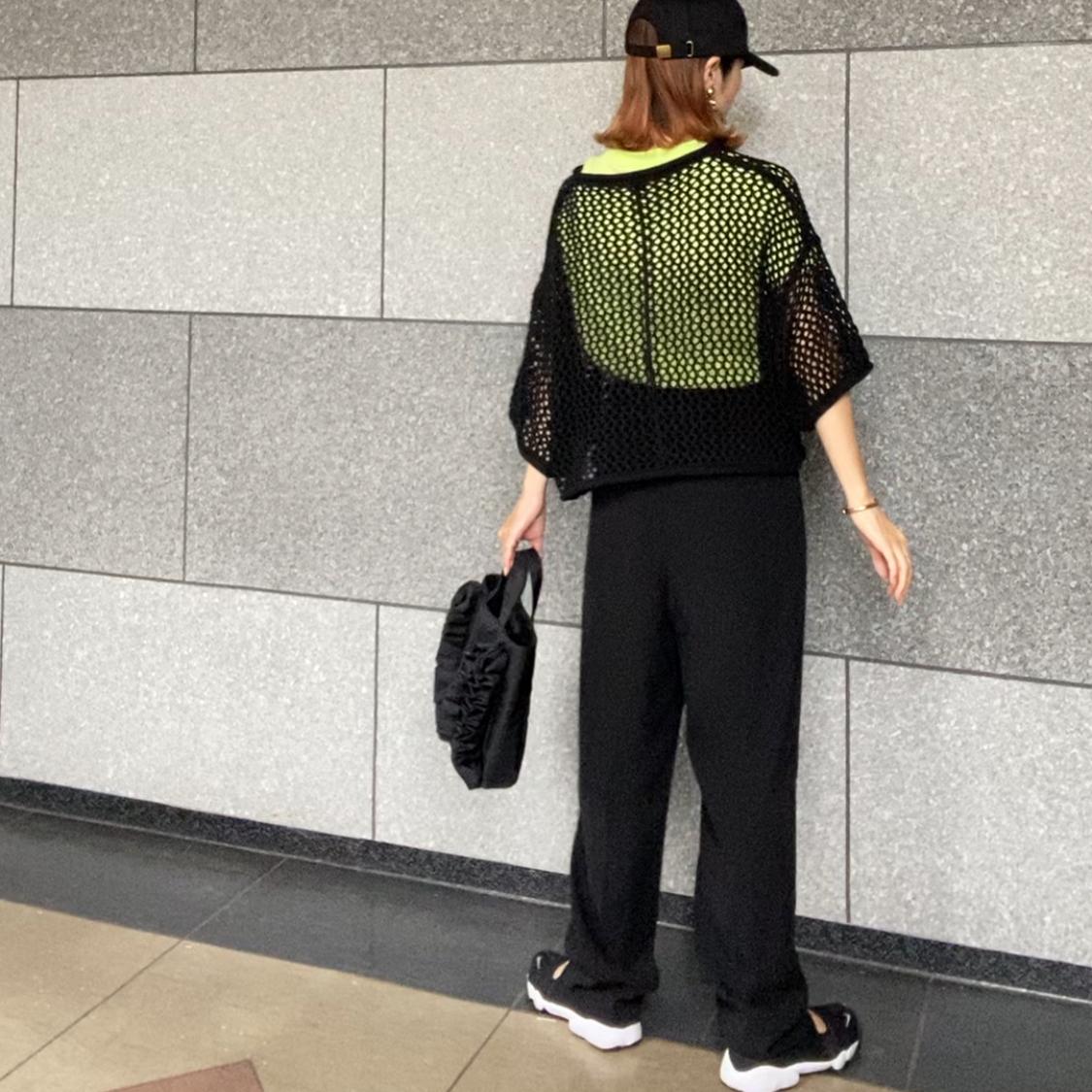 人気の透かしあみニットコーデ Chabayumiが投稿したフォトブック Lemon8