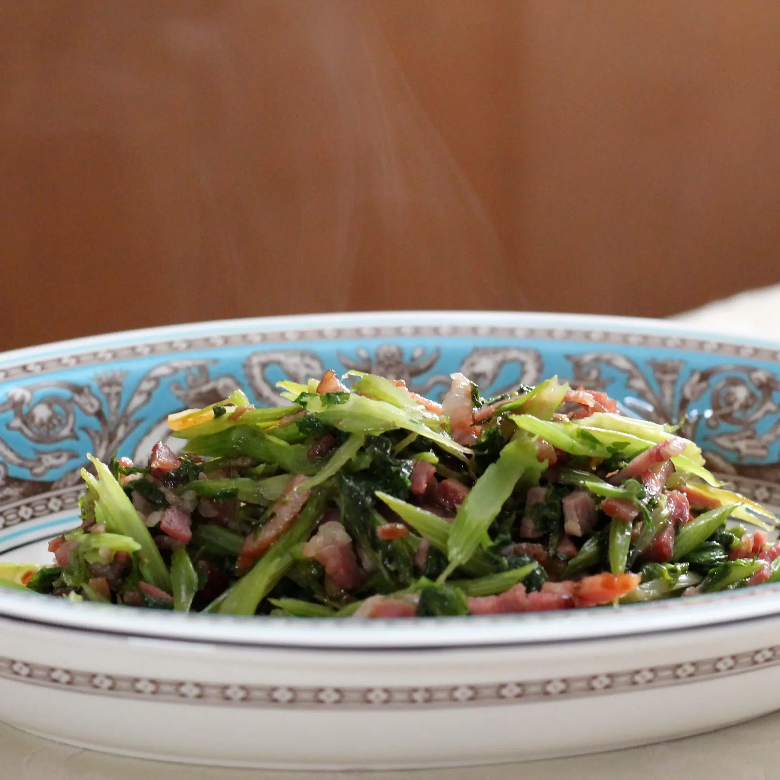 セロリ葉とベーコン炒め Hcmotoが投稿した記事 Lemon8