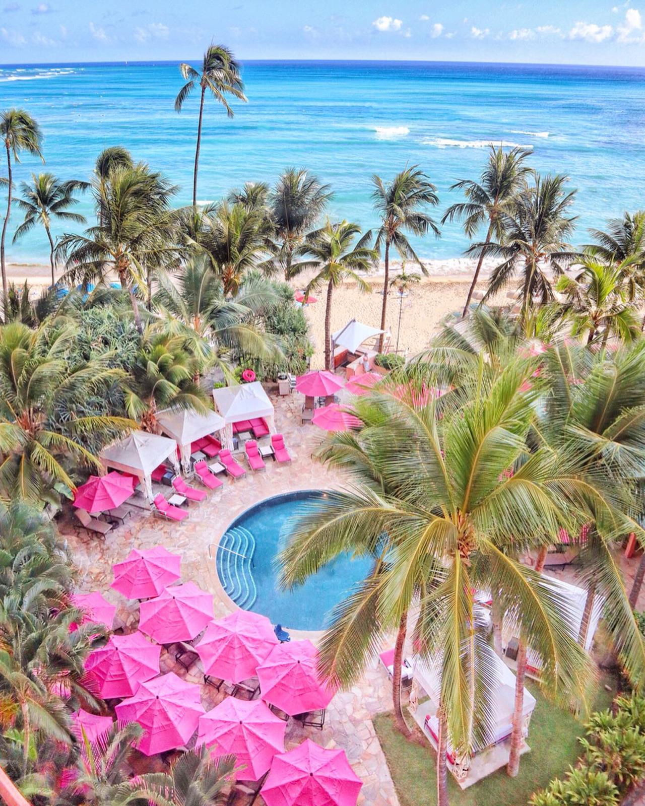 ハワイ ピンクパラソルがかわいいホテル Sweets Nanoが投稿したフォトブック Sharee