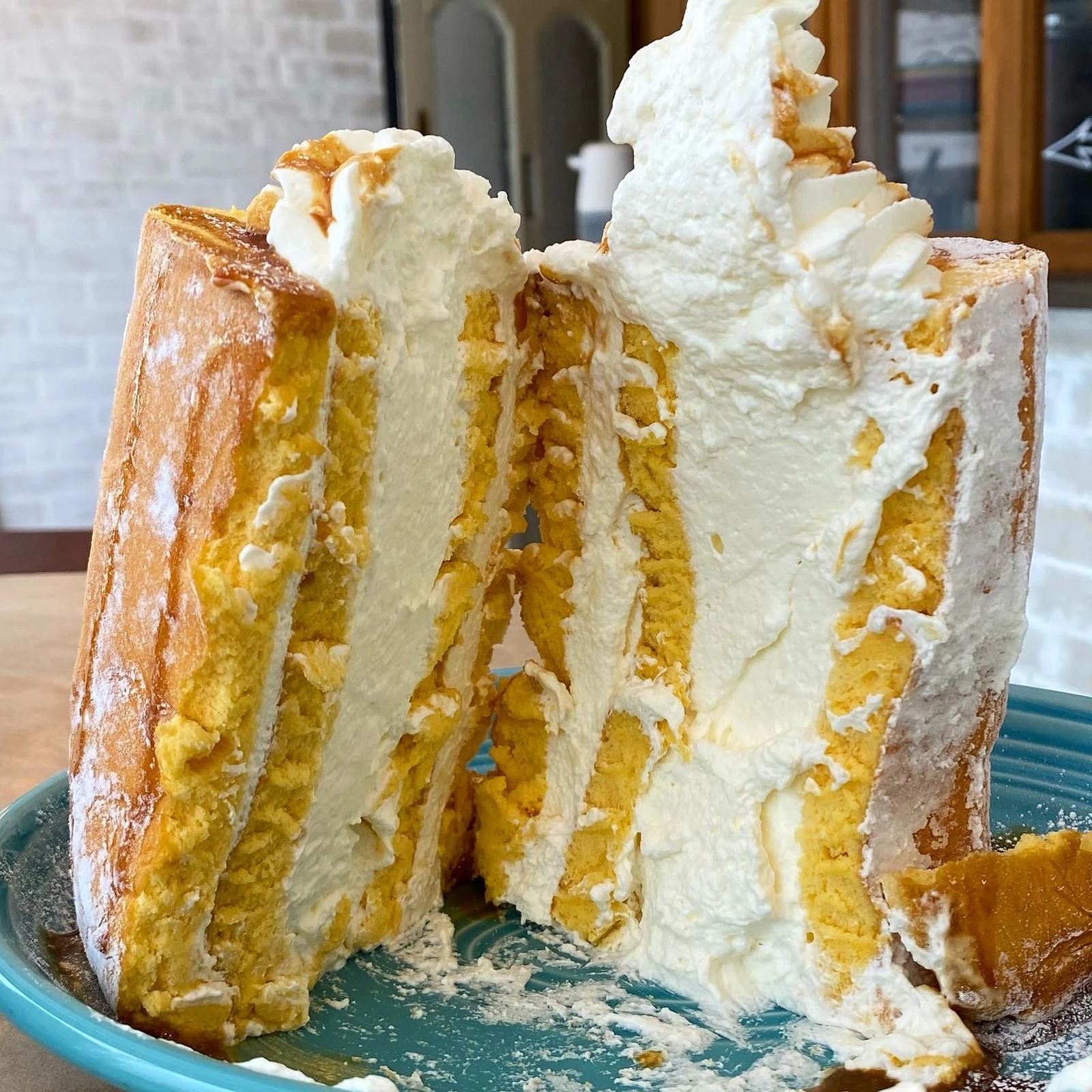 渋谷 高さ14cm 超巨大ロールケーキ 大好物は高カロリーが投稿したフォトブック Lemon8 渋谷 高さ14cm 超巨大ロールケーキ 大好物は高カロリーが投稿したフォトブック Lemon8
