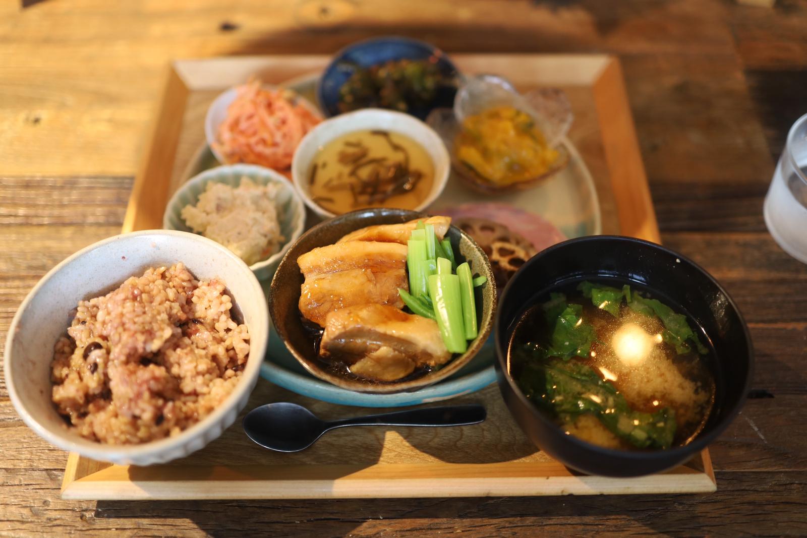 神奈川のオシャレカフェで食べられるお惣菜定食 さくらいまさゆき Masaが投稿したフォトブック Sharee