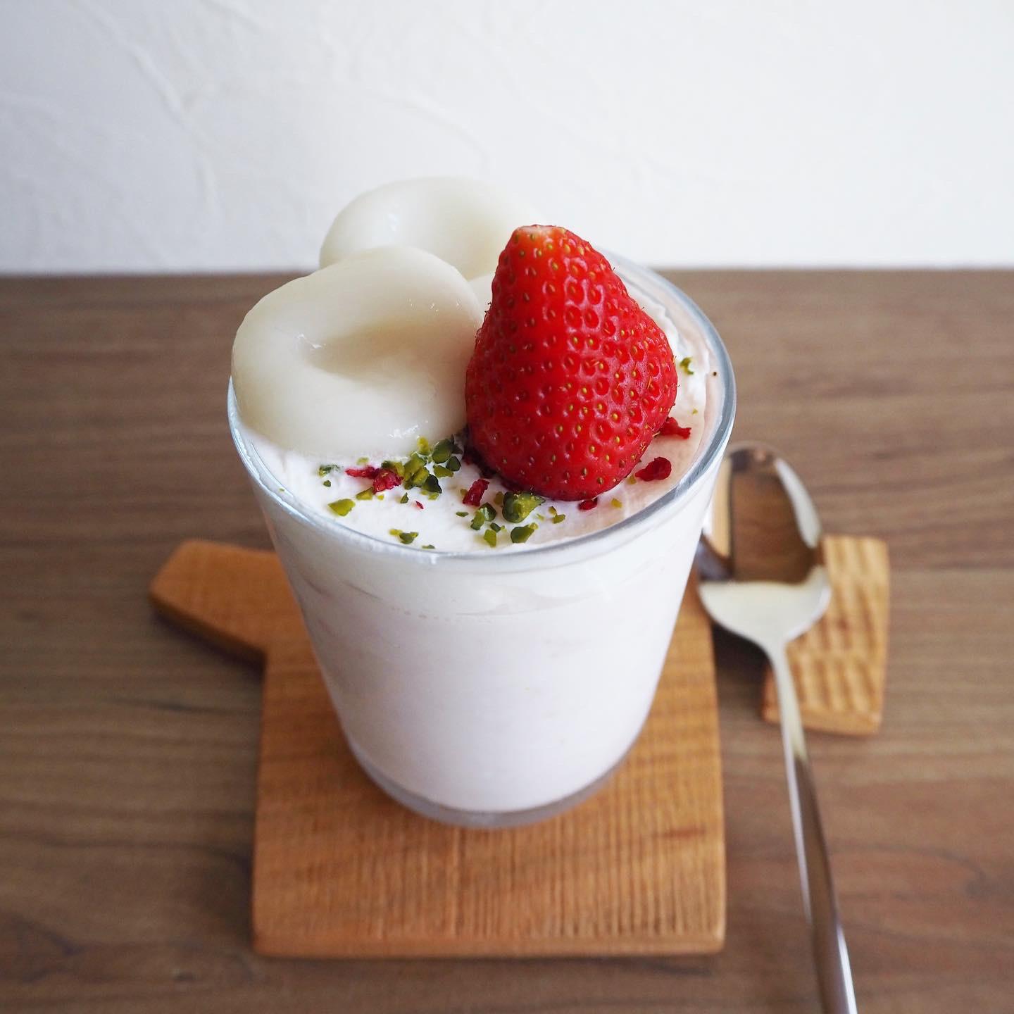 ほんのり甘い いちごミルクプリンのレシピ 石野美和が投稿したフォトブック Sharee