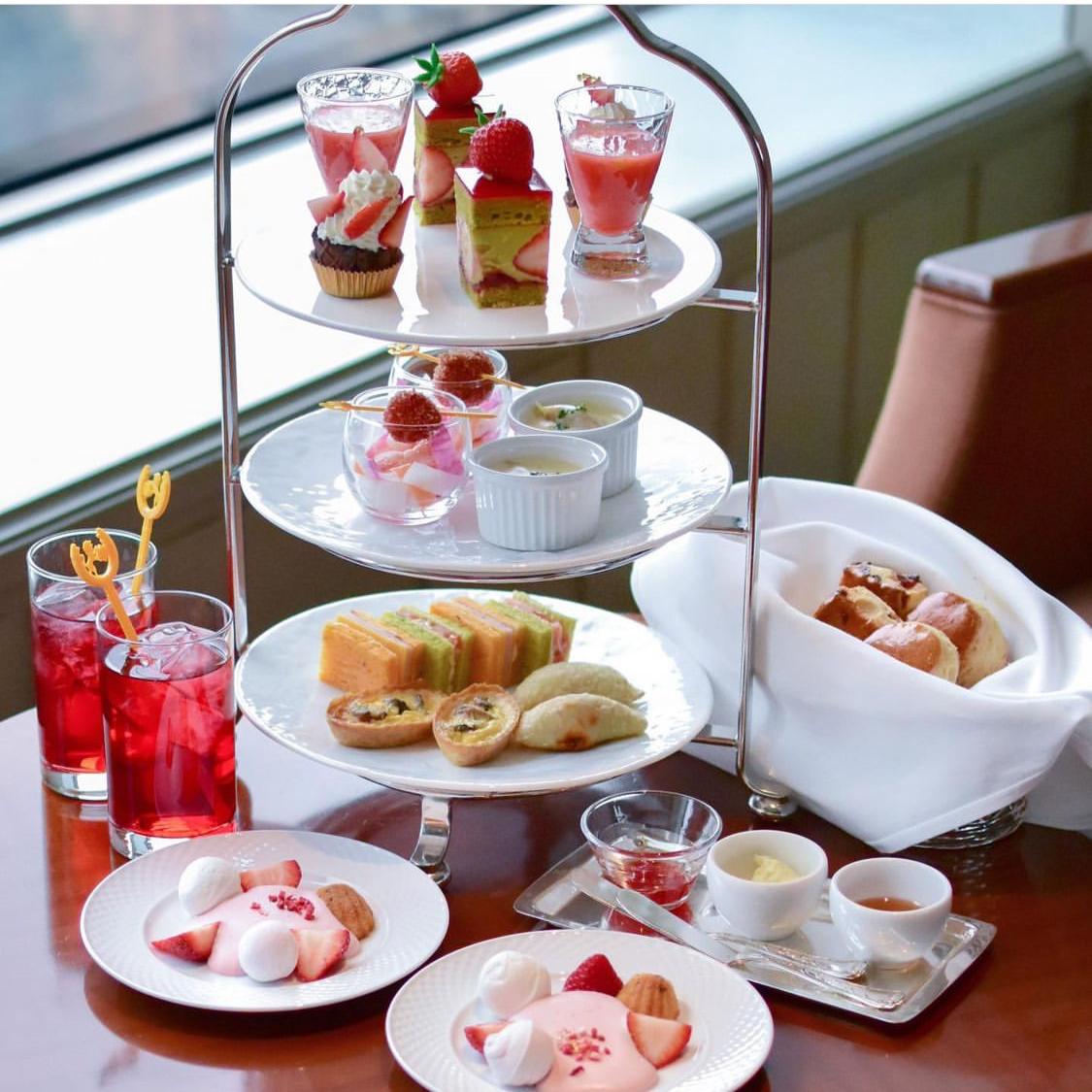 東京 日比谷 フィルム演出もあり 動画映えもしちゃうアフタヌーンティー さやが投稿したフォトブック Sharee