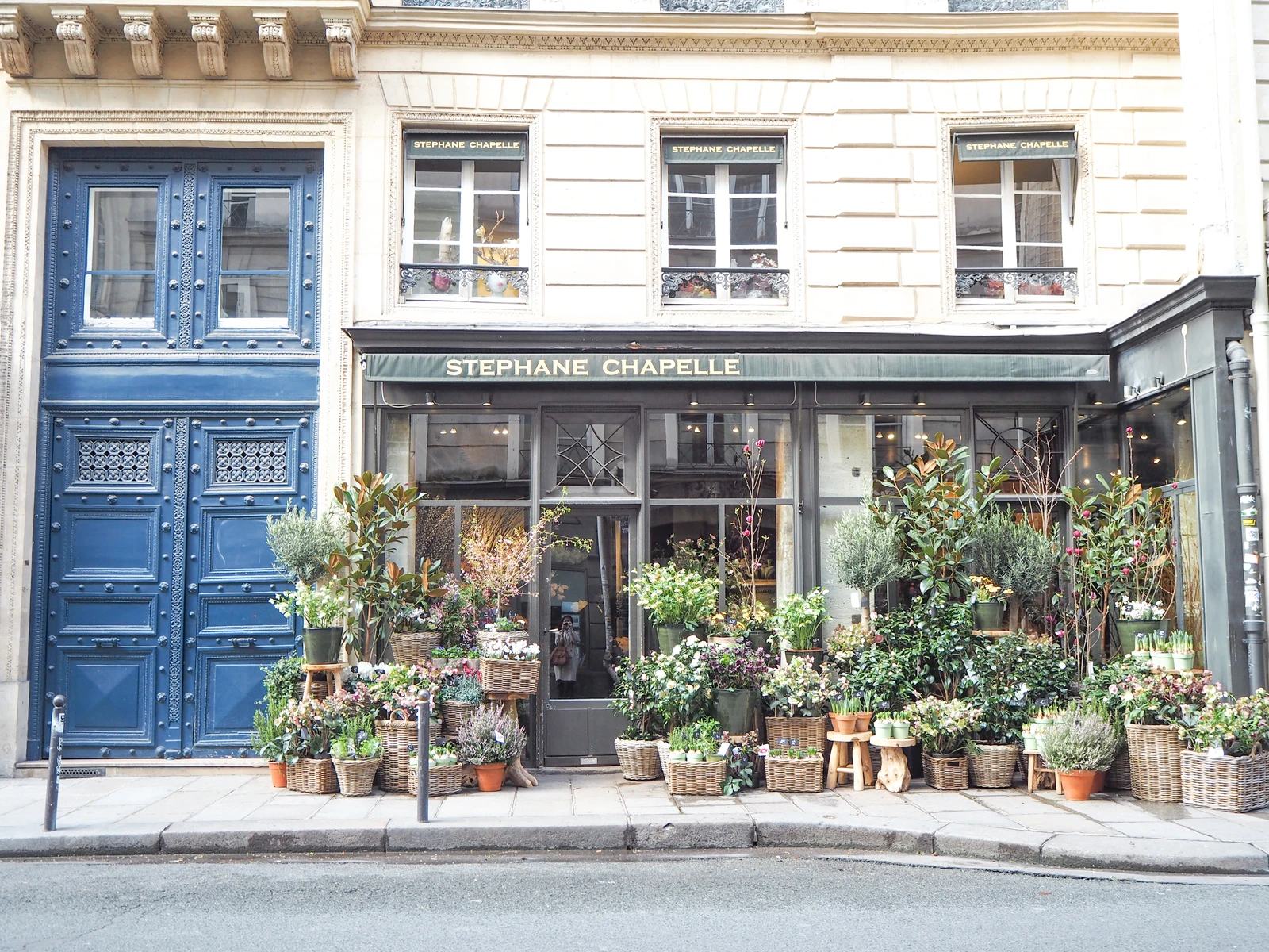 暮らすようなフランス旅を叶えるパリのお花屋さんstephane Chapelle Fumixparisが投稿したフォトブック Lemon8