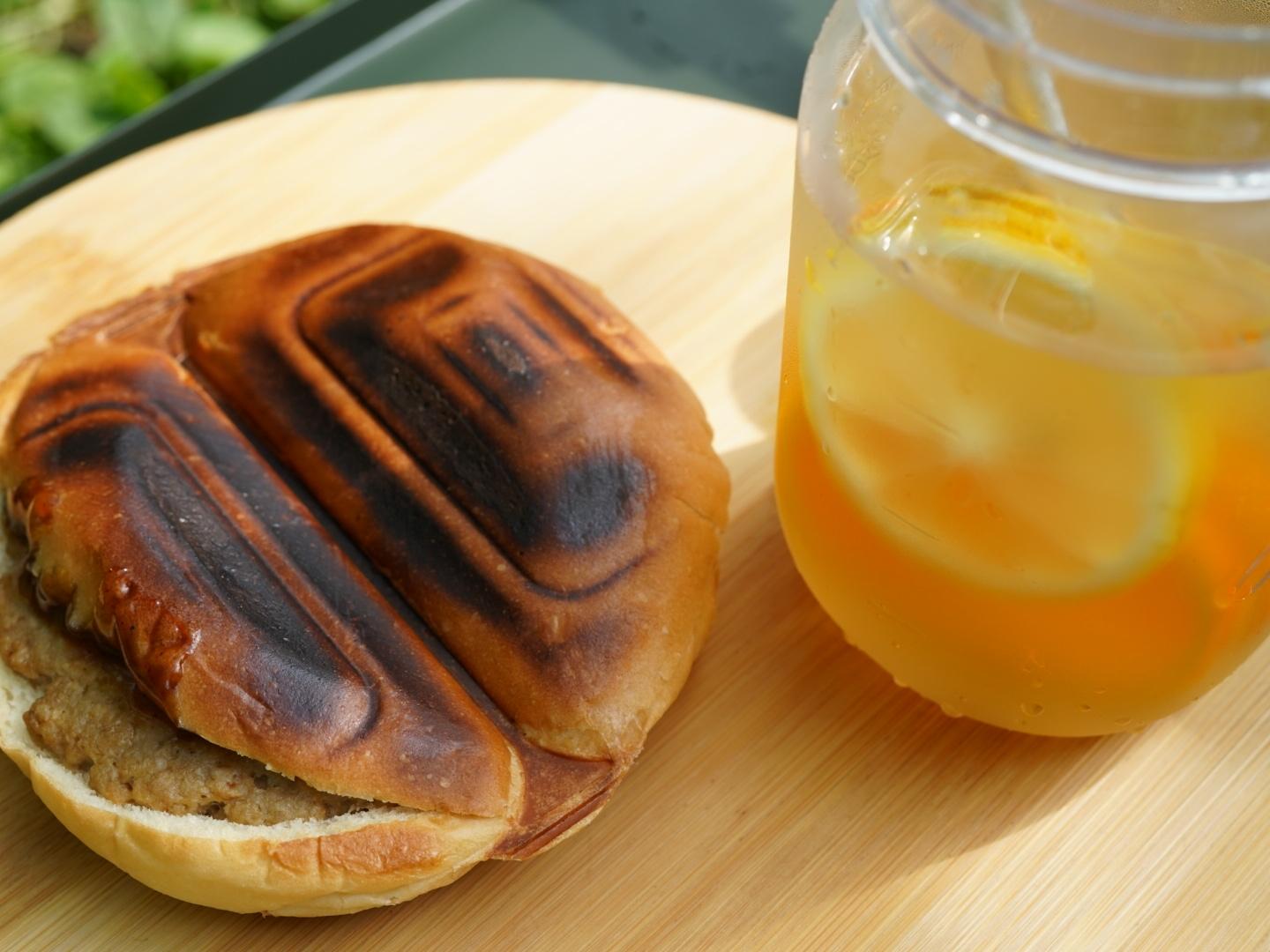 キャンプ飯 ハンバーガーサンド Fu Rinが投稿したフォトブック Lemon8