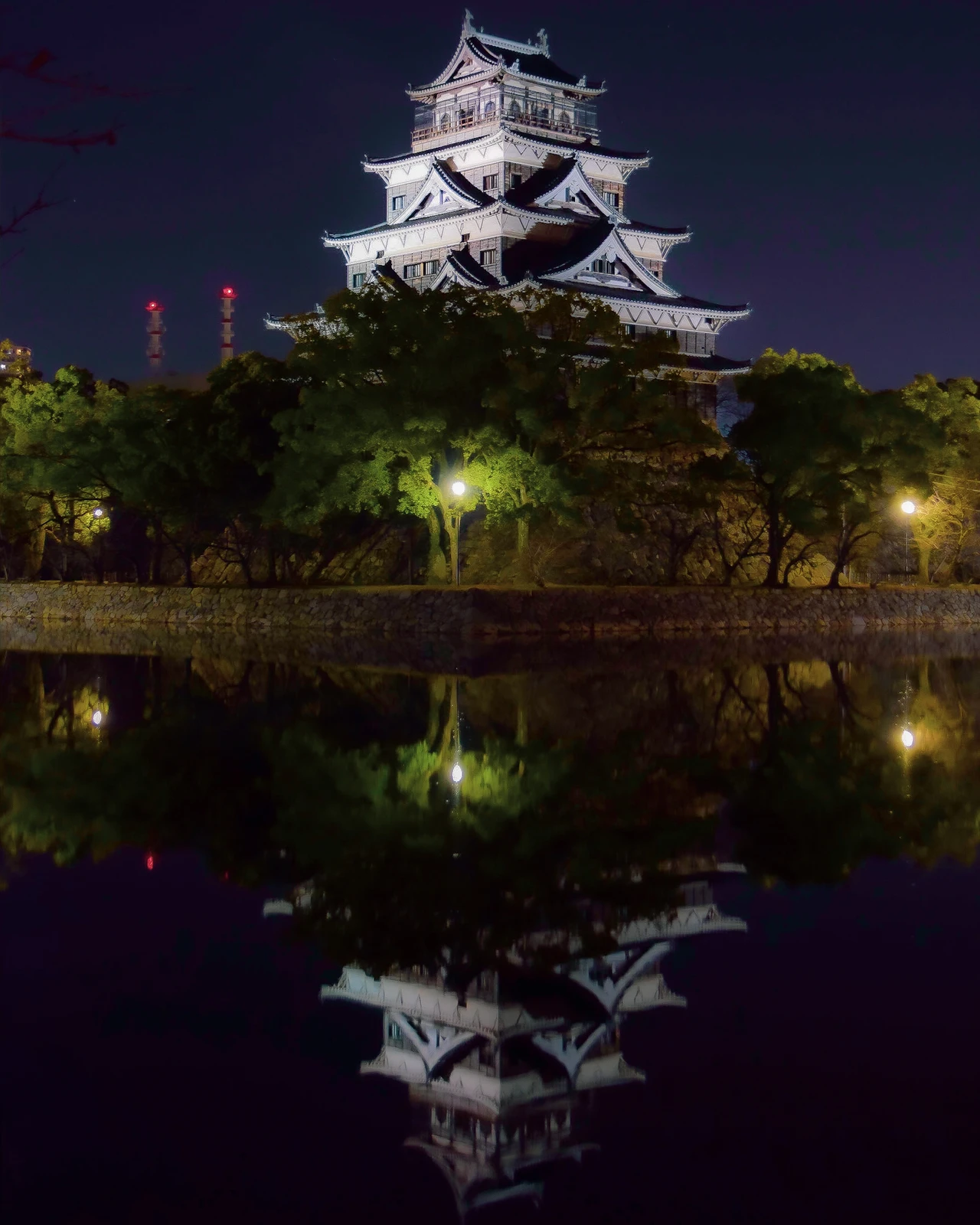 広島県 広島城のライトアップとリフレクション Jptravelerspicが投稿したフォトブック Lemon8 広島県 広島城のライトアップとリフレクション Jptravelerspicが投稿したフォトブック Lemon8