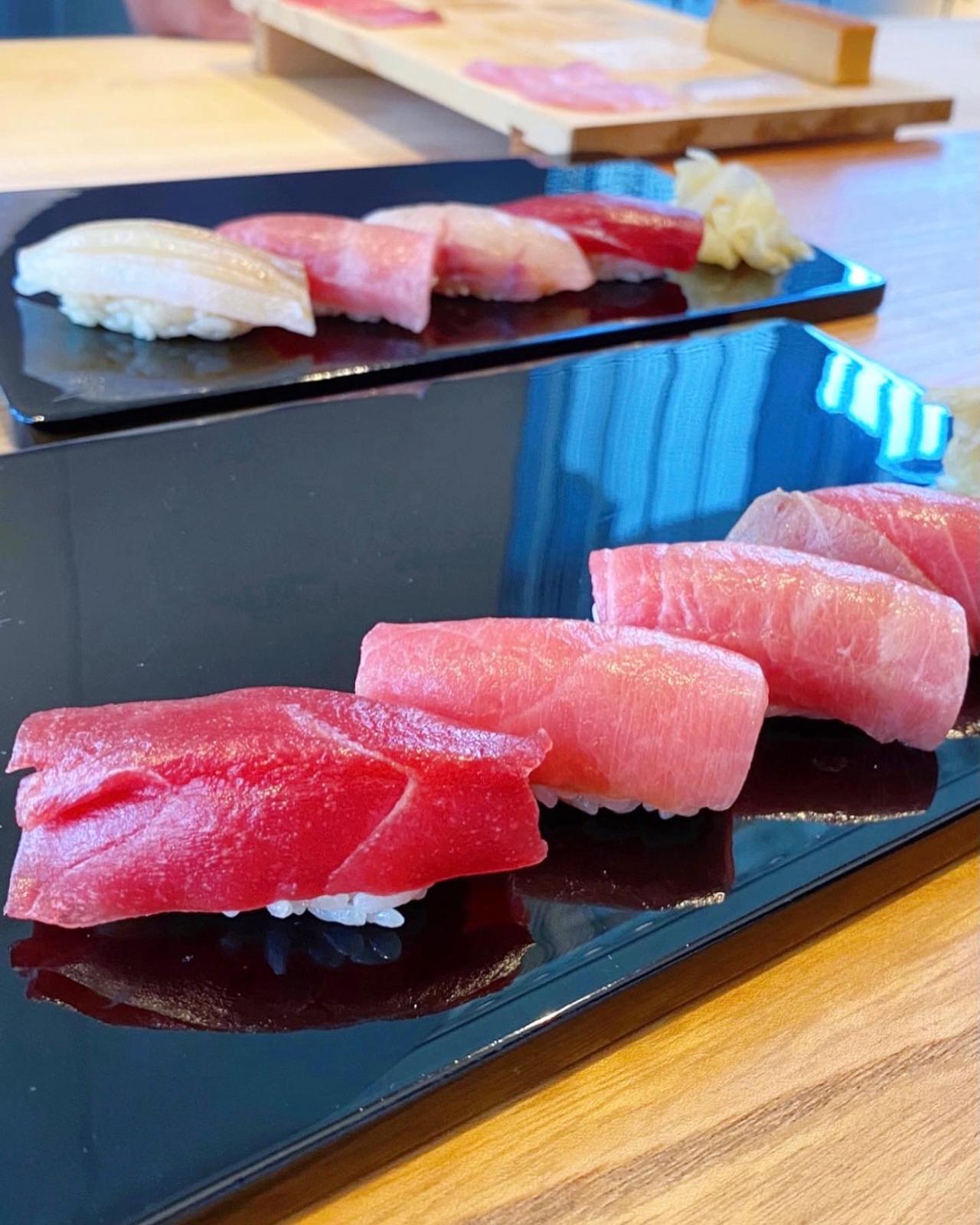 鮨 うき世 大阪 心斎橋 W Osaka 秘密の扉を開いて店内へ Fox Osakaが投稿したフォトブック Sharee