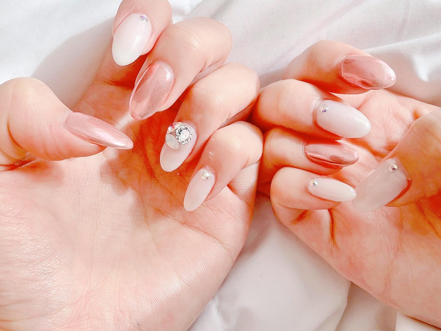 New Nail ピンクのミラーネイルがポイント 大人かわいい春ネイル Aynaaが投稿したフォトブック Sharee