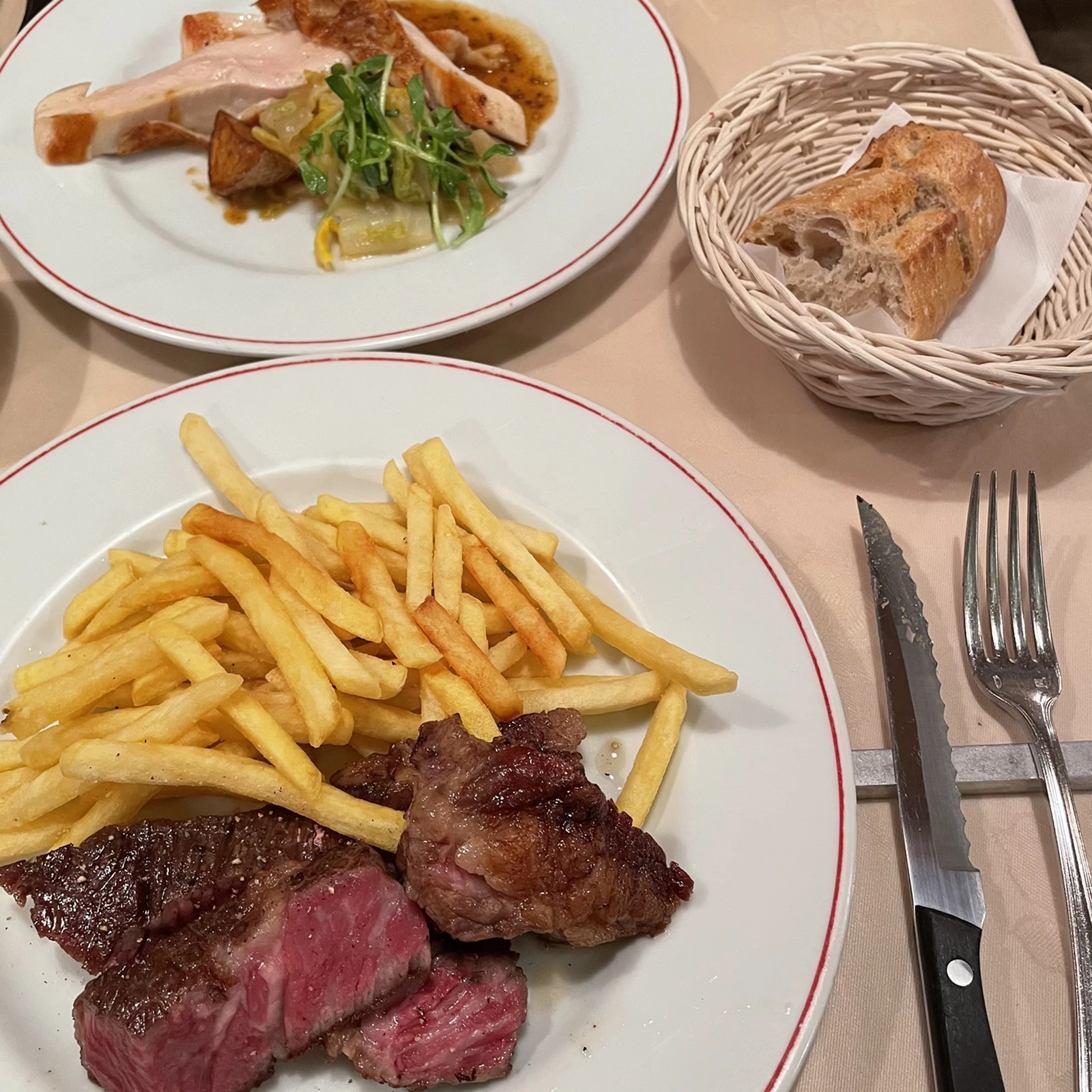 コスパランチ 予約必須の銀座ランチ パリのワイン食堂 Ui Vlogが投稿したフォトブック Lemon8