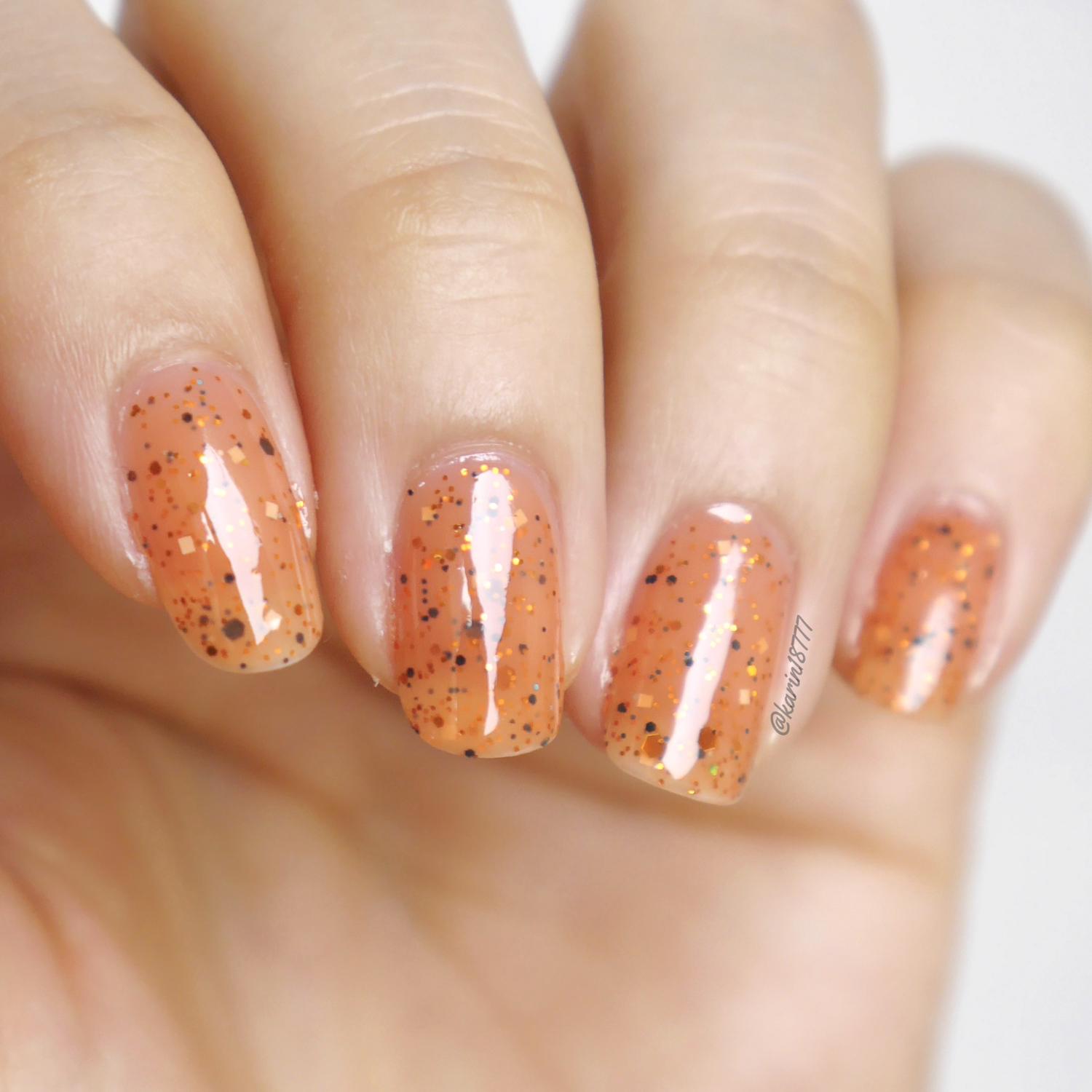 つやっとオレンジのハロウィンネイル Karinが投稿したフォトブック Lemon8