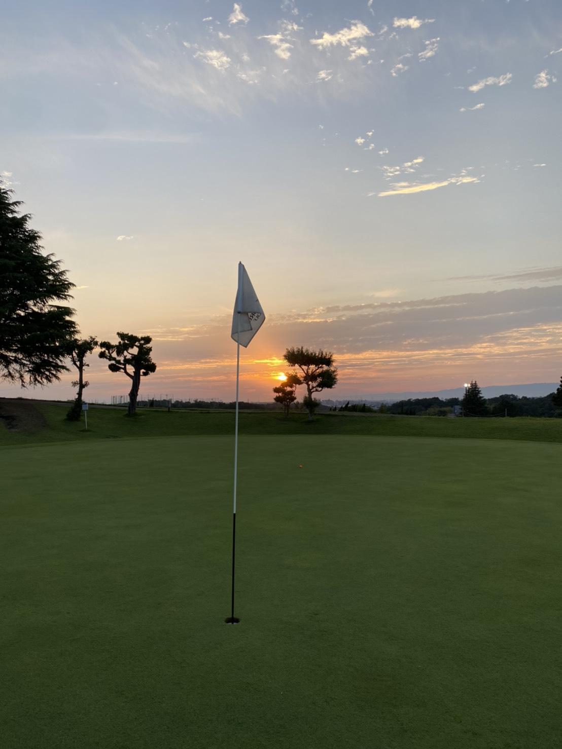 夏至 日没のゴルフ むらた4123が投稿したフォトブック Sharee