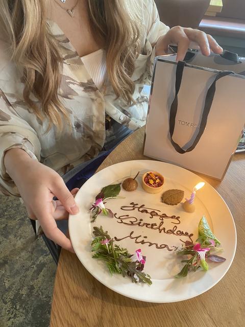 Aelu バースデープレート 値段 Lemon8