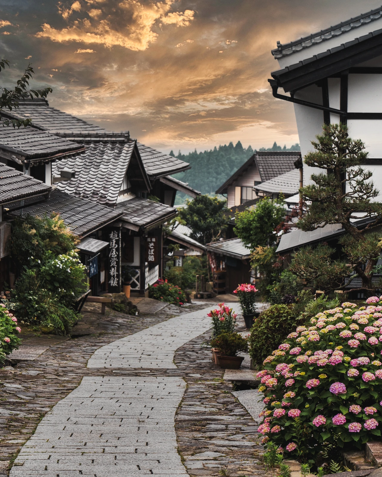 世界に誇る 日本の街並み10選 Kyoko1903が投稿したフォトブック Lemon8