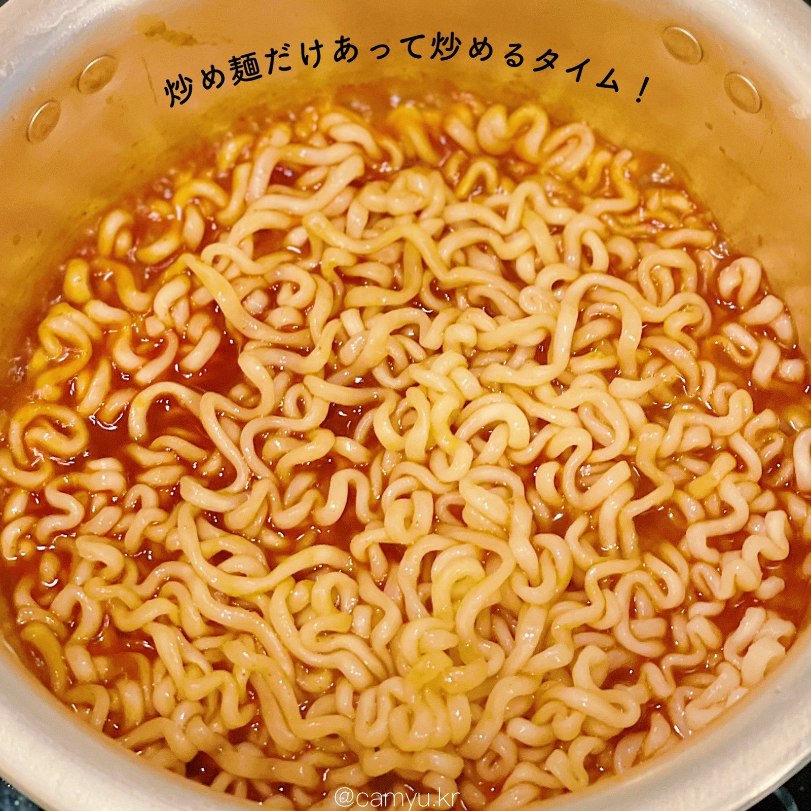 想像を超えての 韓国ラーメン 炒め麺シリーズ 食べ比べ 人気6食セット お手拭き付 ブルダック炒め麺 2食 辛ラーメン炒め麺 ノグリ旨辛焼きちゃん