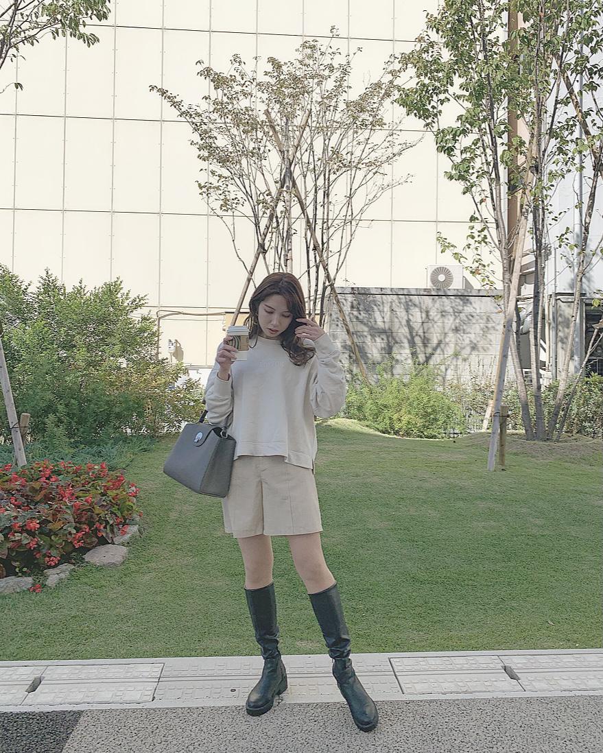 ロングブーツコーデ Mokaが投稿したフォトブック Sharee