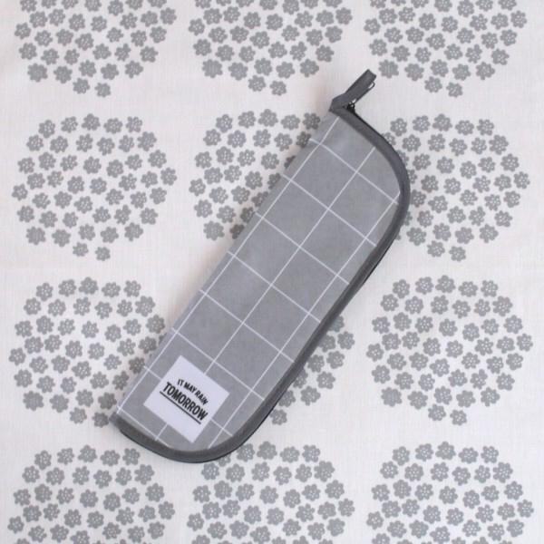 おしゃれで機能的な 100均の折りたたみ傘収納袋 濡れたままバッグに収納できて便利 Usagi Worksが投稿したフォトブック Lemon8