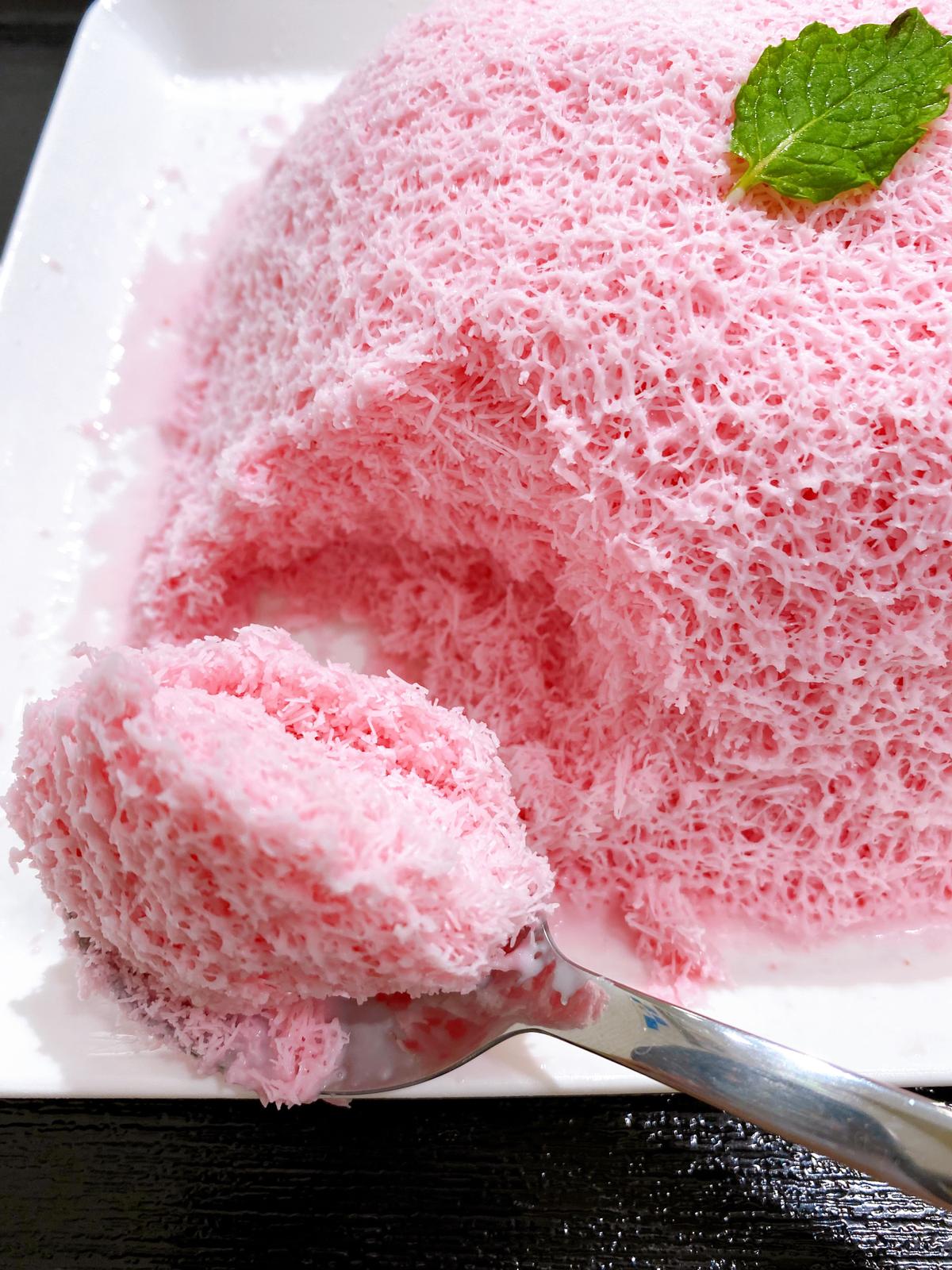 いちご糸ピンス 韓国カフェで可愛いかき氷 おにやんグルメが投稿したフォトブック Lemon8