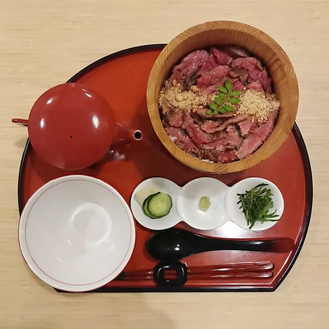 京都 980 安くて美味しい牛まぶし Mariさんのお気に入りが投稿したフォトブック Lemon8