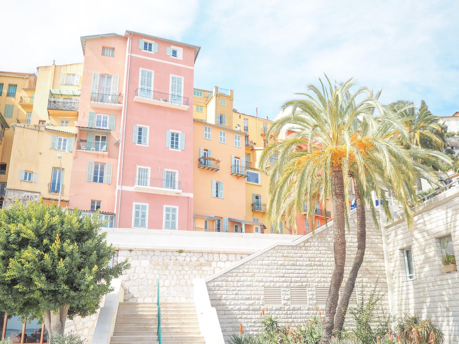 南フランス マントンの可愛い街並み Fumixparisが投稿したフォトブック Lemon8