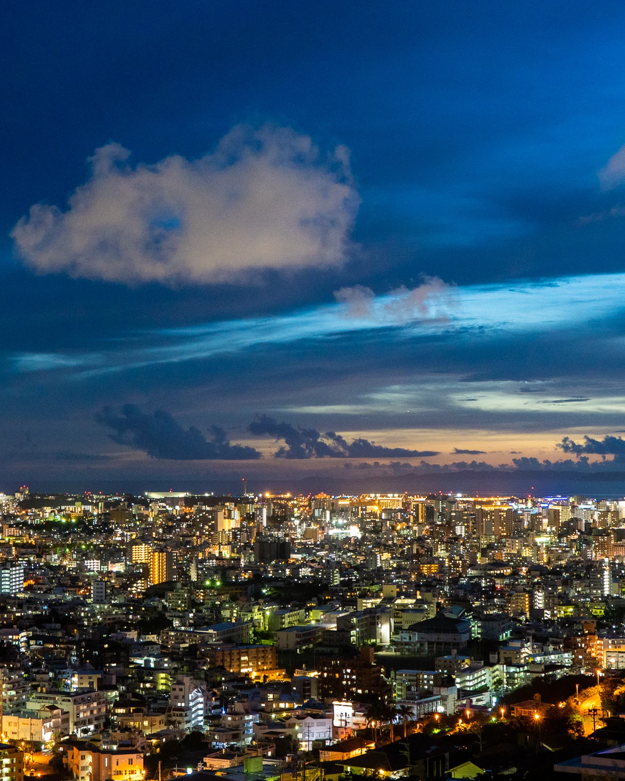 沖縄 夕日と夜景が美しい那覇のおすすめスポット Seiji Zekkeiが投稿したフォトブック Lemon8