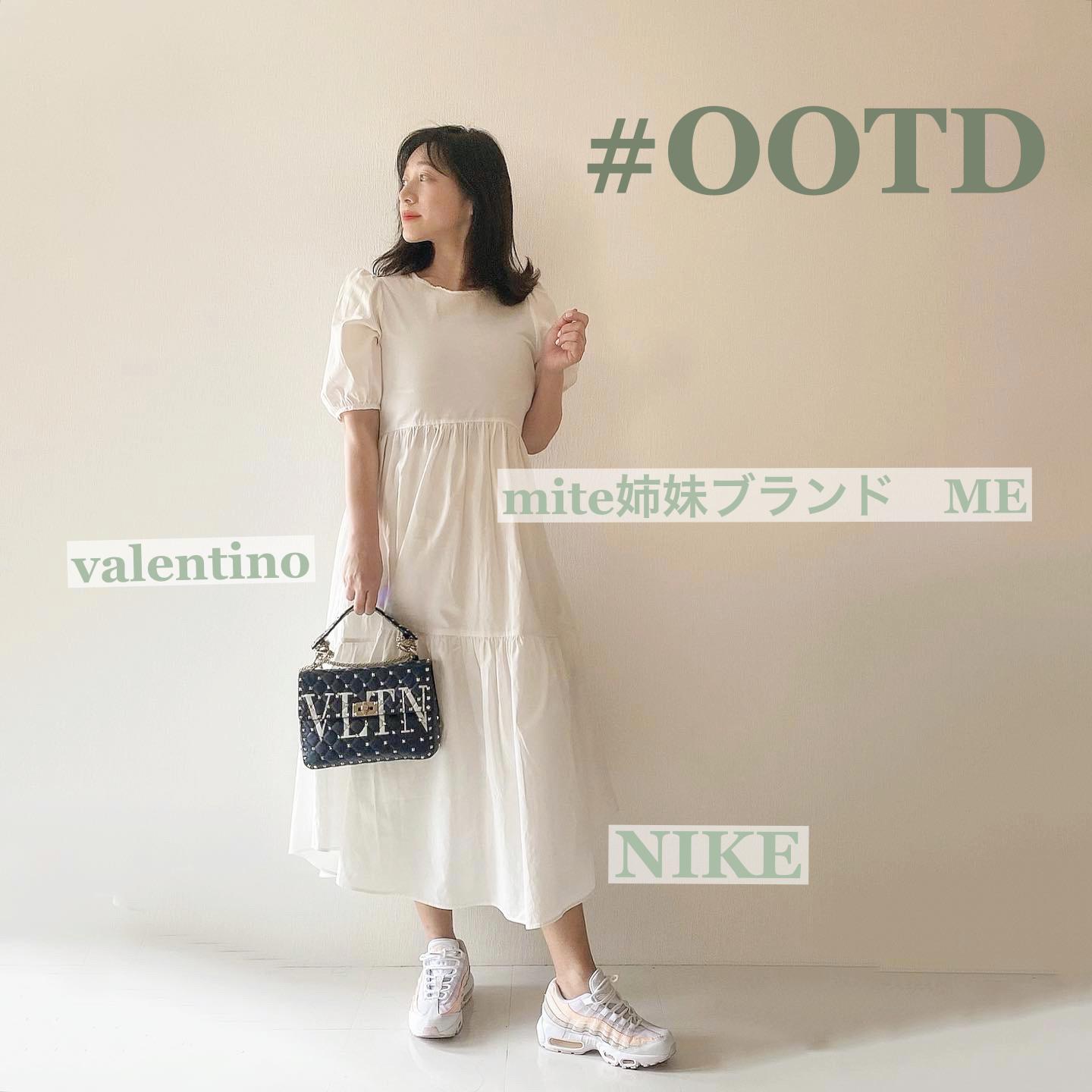 Mite 姉妹ブランド Me 定番白ワンピースコーデ Yuriko5kが投稿したフォトブック Sharee