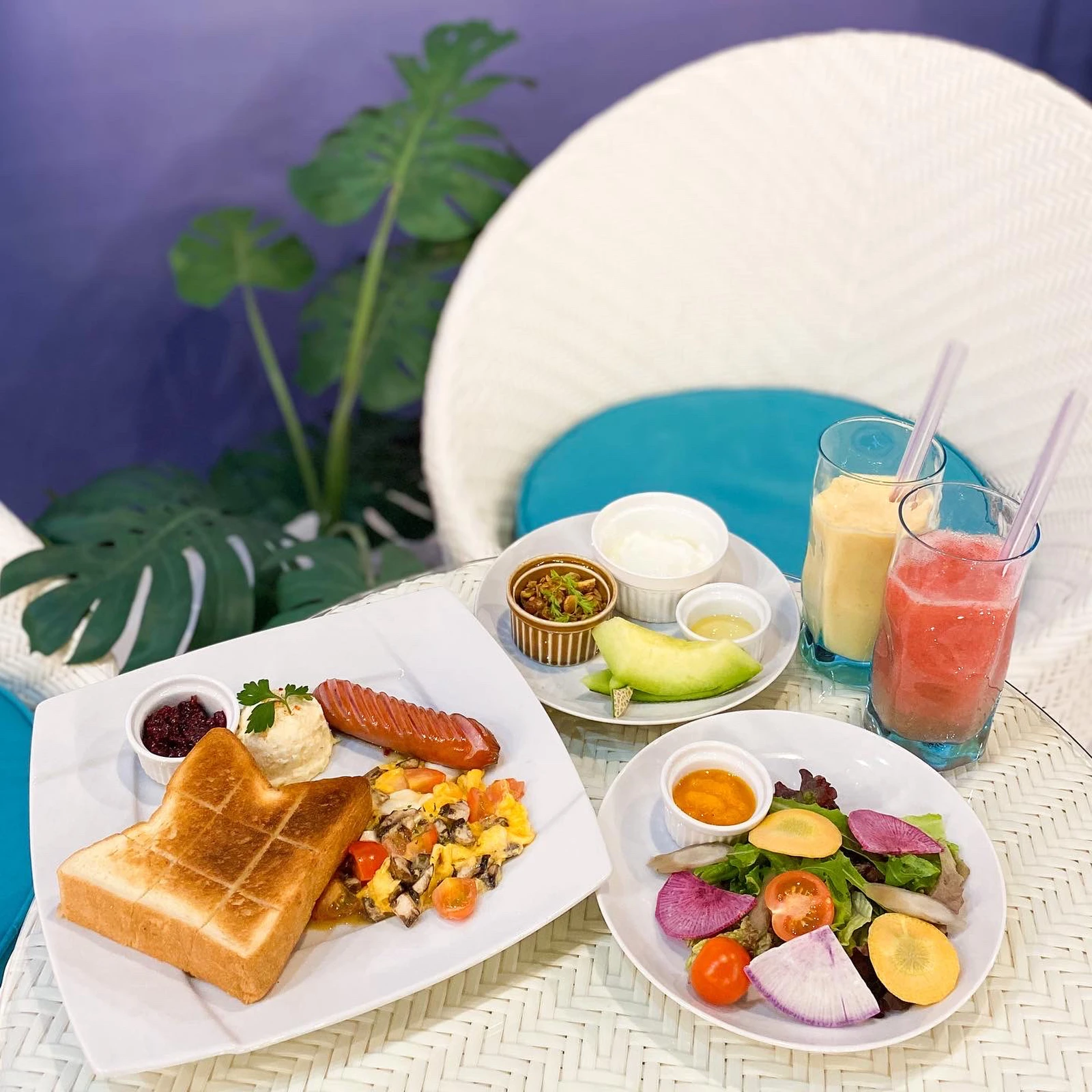 オーダーメイドのパフェやフルーツジュースが楽しめる 海と桟橋をテーマにしたコンセプトカフェ Poooooodle30が投稿したフォトブック Lemon8