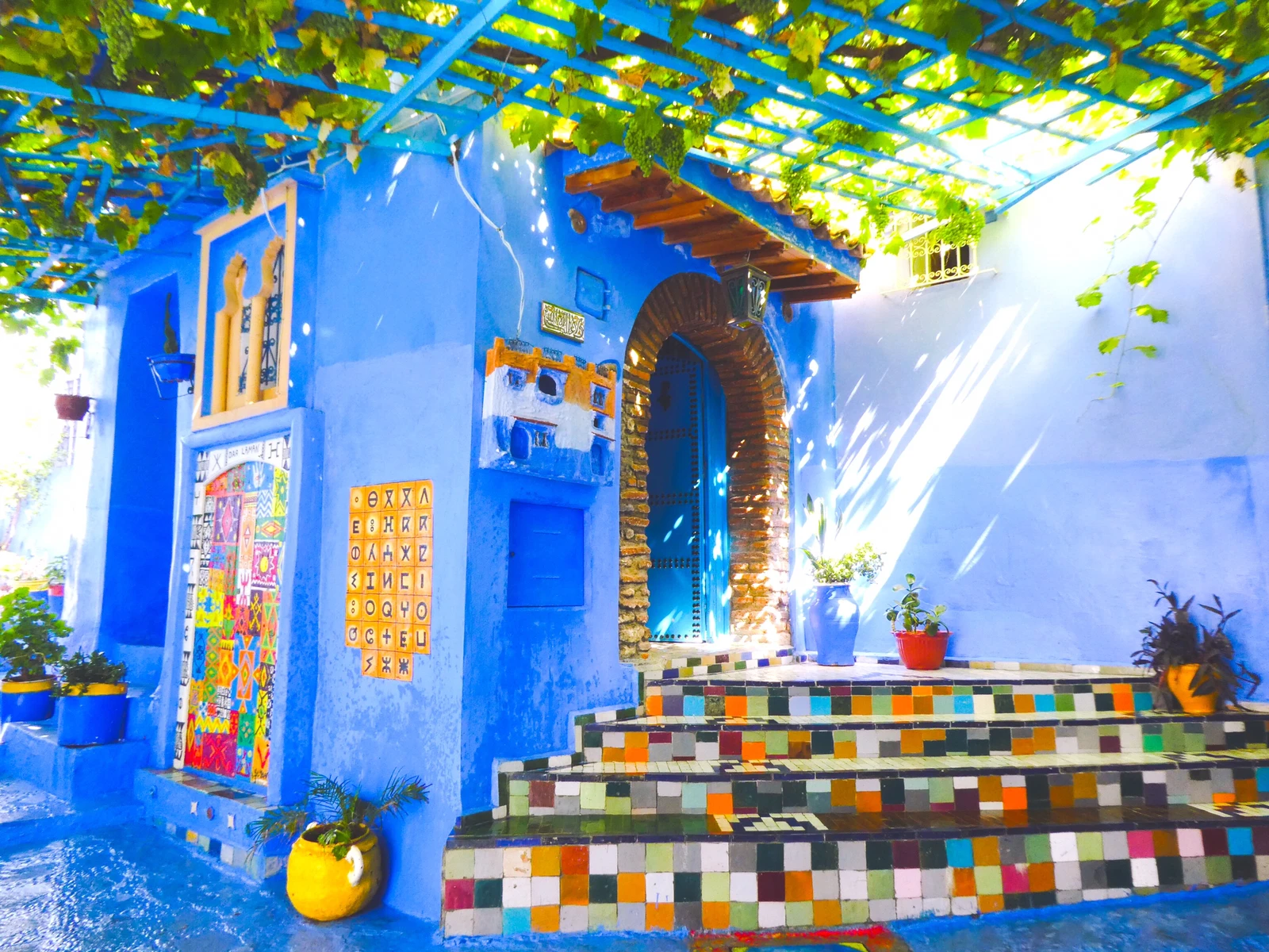 世界の絶景 まるで絵本の世界 モロッコのシャウエン Mako 絶景トラベラーが投稿したフォトブック Lemon8