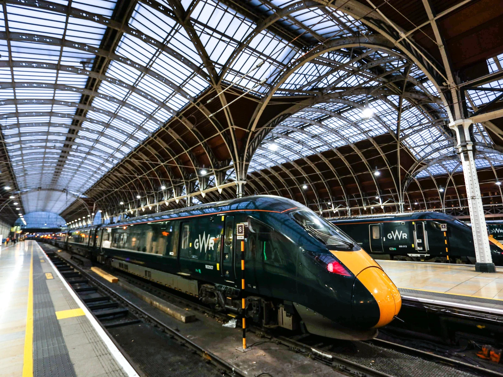 イギリス パディントンステーションはここだ Tabitabikaigaiが投稿したフォトブック Lemon8