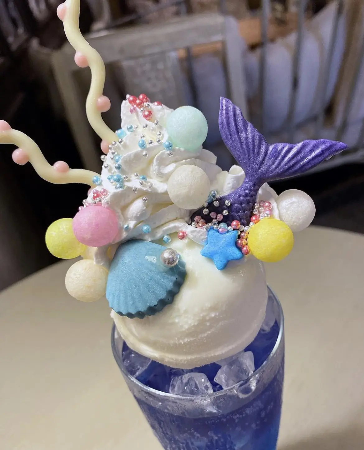 京都市 中京区 丸太町駅にあるアンティークカフェのとっても可愛いマーメイドパフェ Chii5951が投稿したフォトブック Lemon8