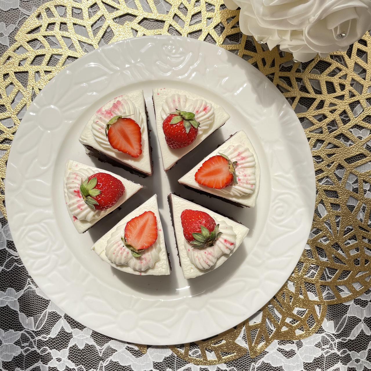 ショートケーキ風おしゃれガトーショコラ ˊᵕˋ ੭ U U71が投稿したフォトブック Lemon8