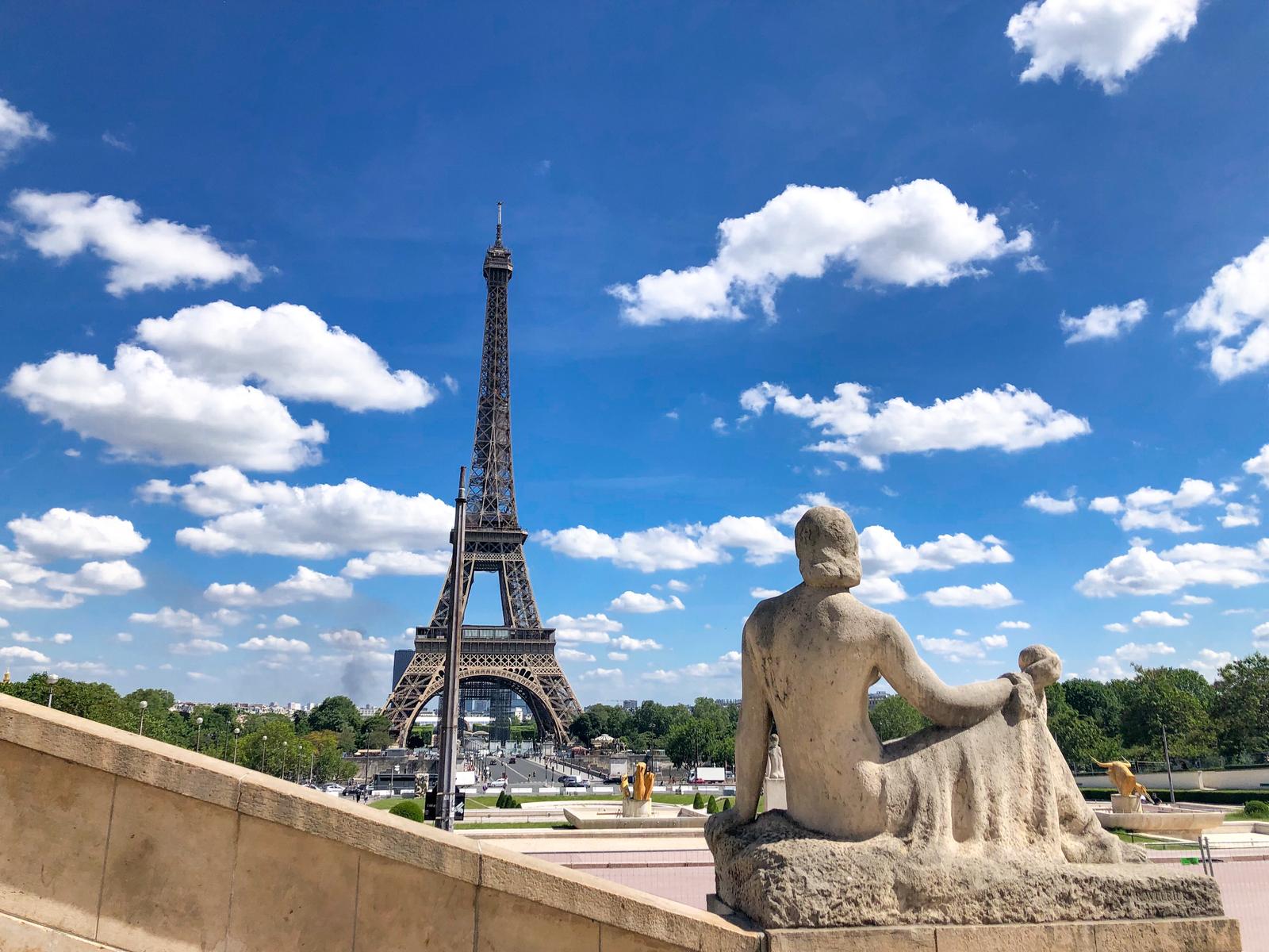 パリ散歩 エッフェル塔が綺麗に見えるおすすめスポット Saya Tripが投稿したフォトブック Sharee