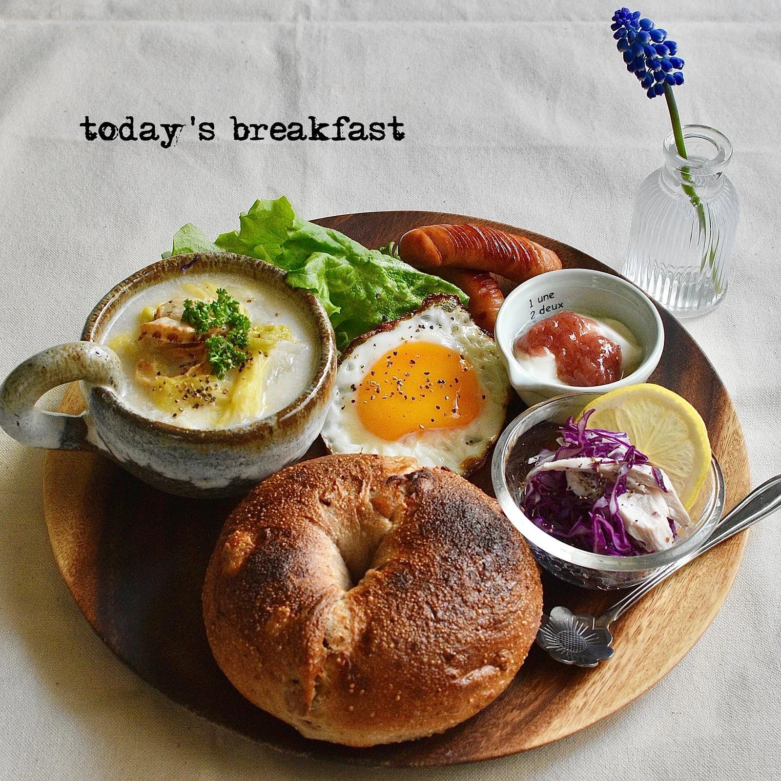 ベーグルで朝ごパン Nekotubakiが投稿したフォトブック Lemon8