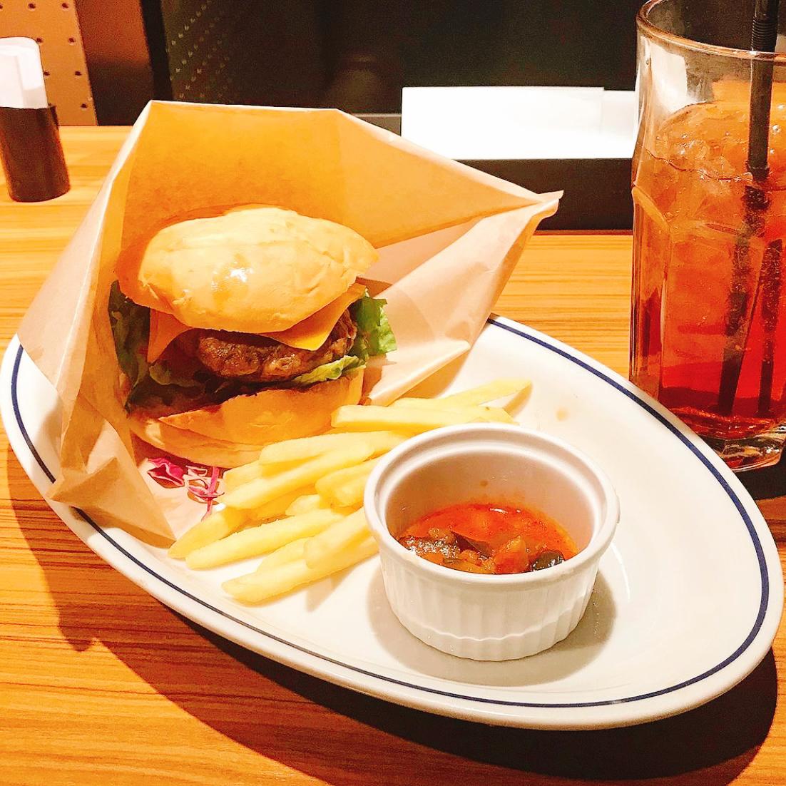 Jr大宮駅のカフェでハンバーガーランチ カフェ アドレス ルミネ大宮店 青木孝文が投稿したフォトブック Sharee