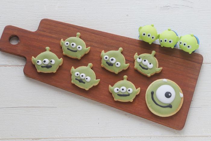 子どもが作ったリトルグリーンメンのアイシングクッキー Momokyarabenが投稿したフォトブック Sharee