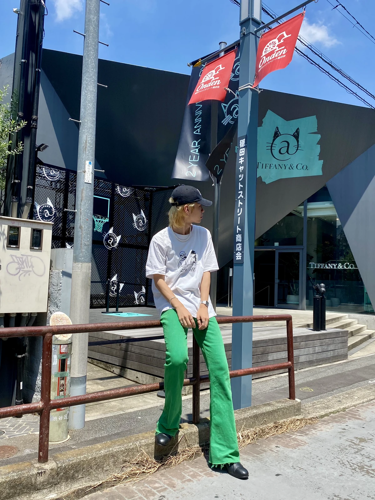 メンズカラーパンツコーデ Seigi Justinが投稿したフォトブック Lemon8