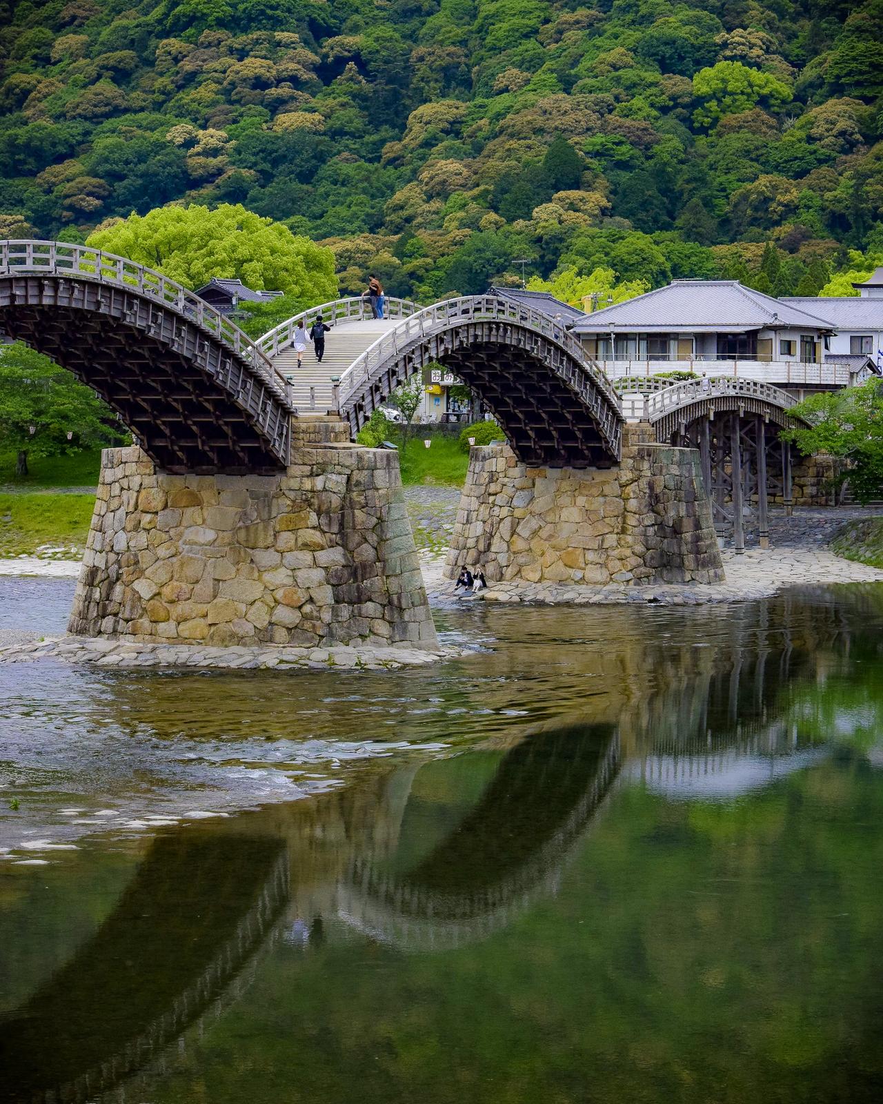 日本三名橋 アーチが美しく反射する光景は必見 山口県岩国市 Jptravelerspicが投稿したフォトブック Sharee