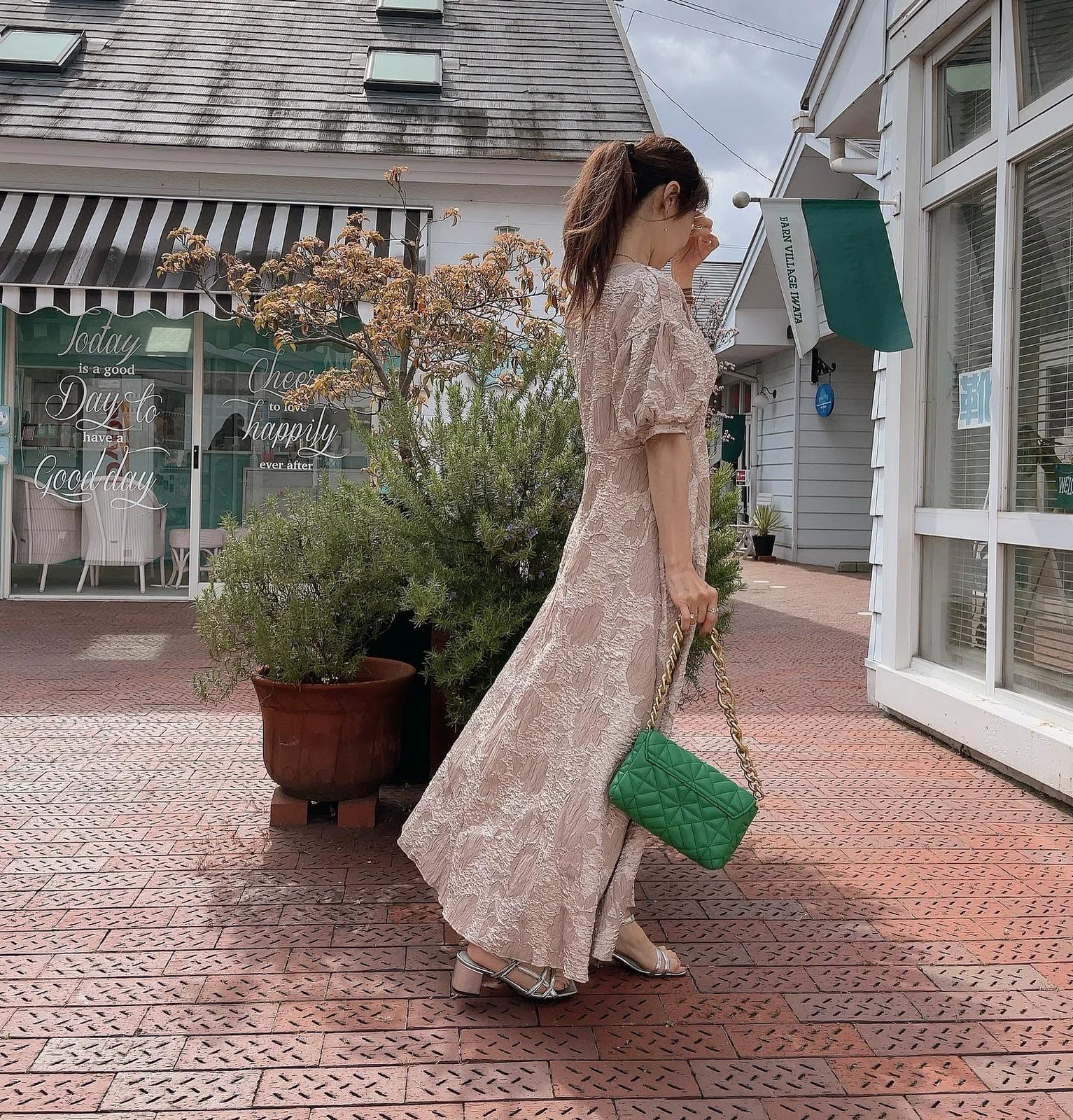 ドレッシーワンピなのにプチプラ Shein カジュアル Nanaanが投稿したフォトブック Lemon8