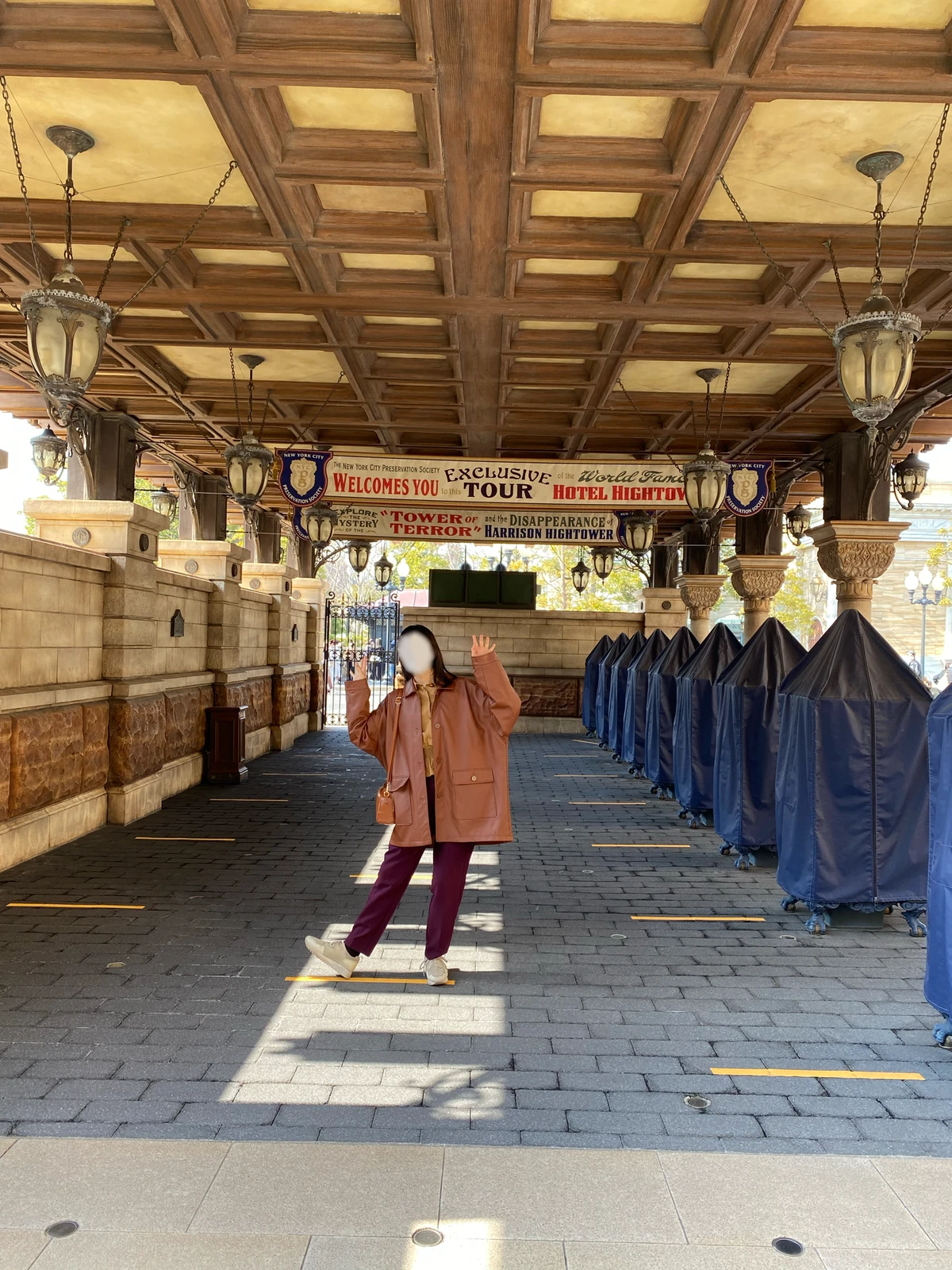 ディズニーシー 旅行客になりきれ フォトスポット紹介 なべさんが投稿したフォトブック Lemon8 ディズニーシー 旅行客になりきれ フォトスポット紹介 なべさんが投稿したフォトブック Lemon8