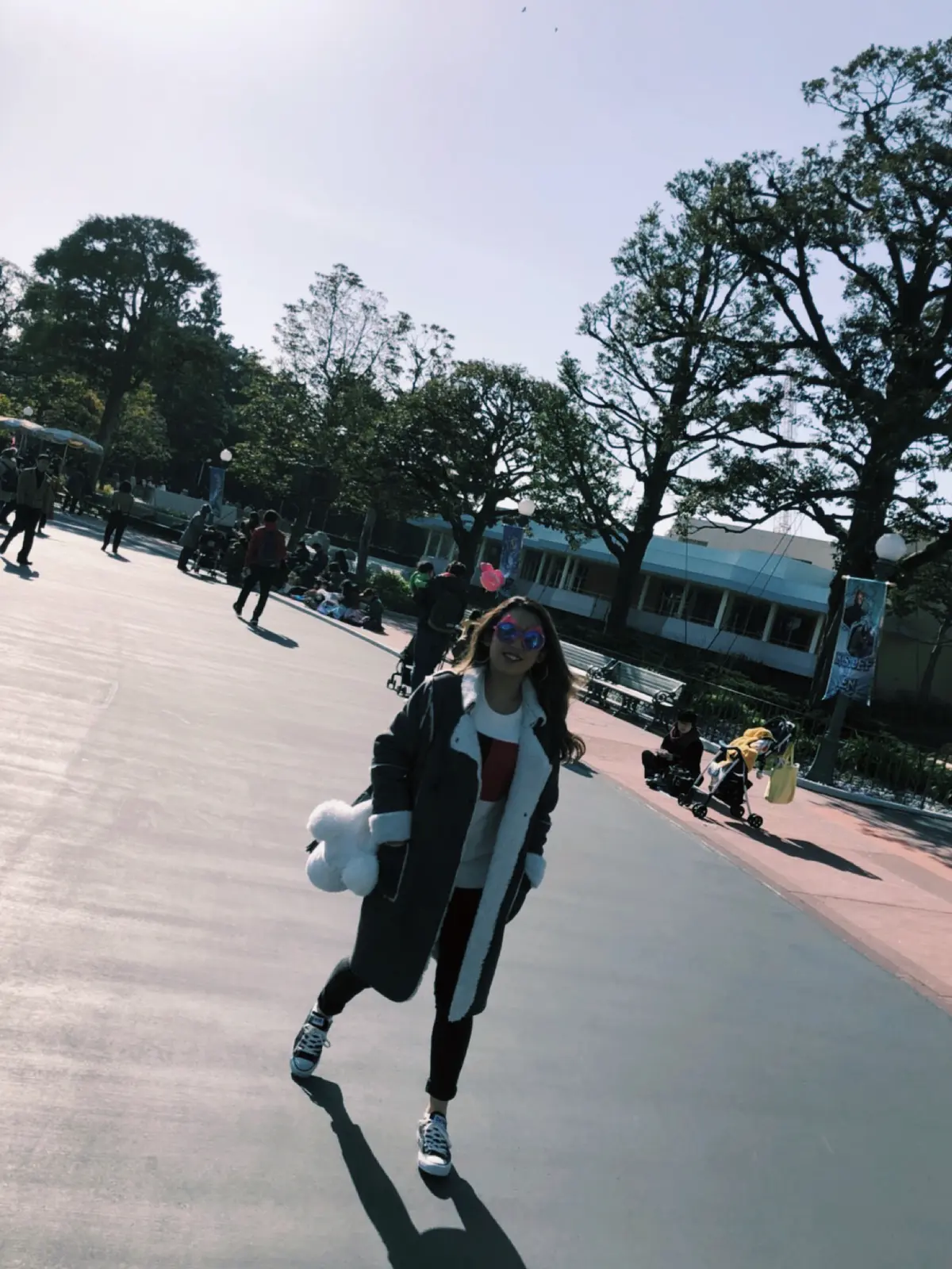 ディズニー 冬コーデ Eminanaが投稿したフォトブック Lemon8 ディズニー 冬コーデ Eminanaが投稿したフォトブック Lemon8