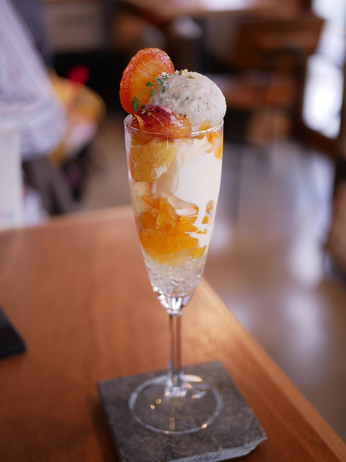 柑橘のパフェ 山口カフェ Mitsuru15が投稿したフォトブック Sharee