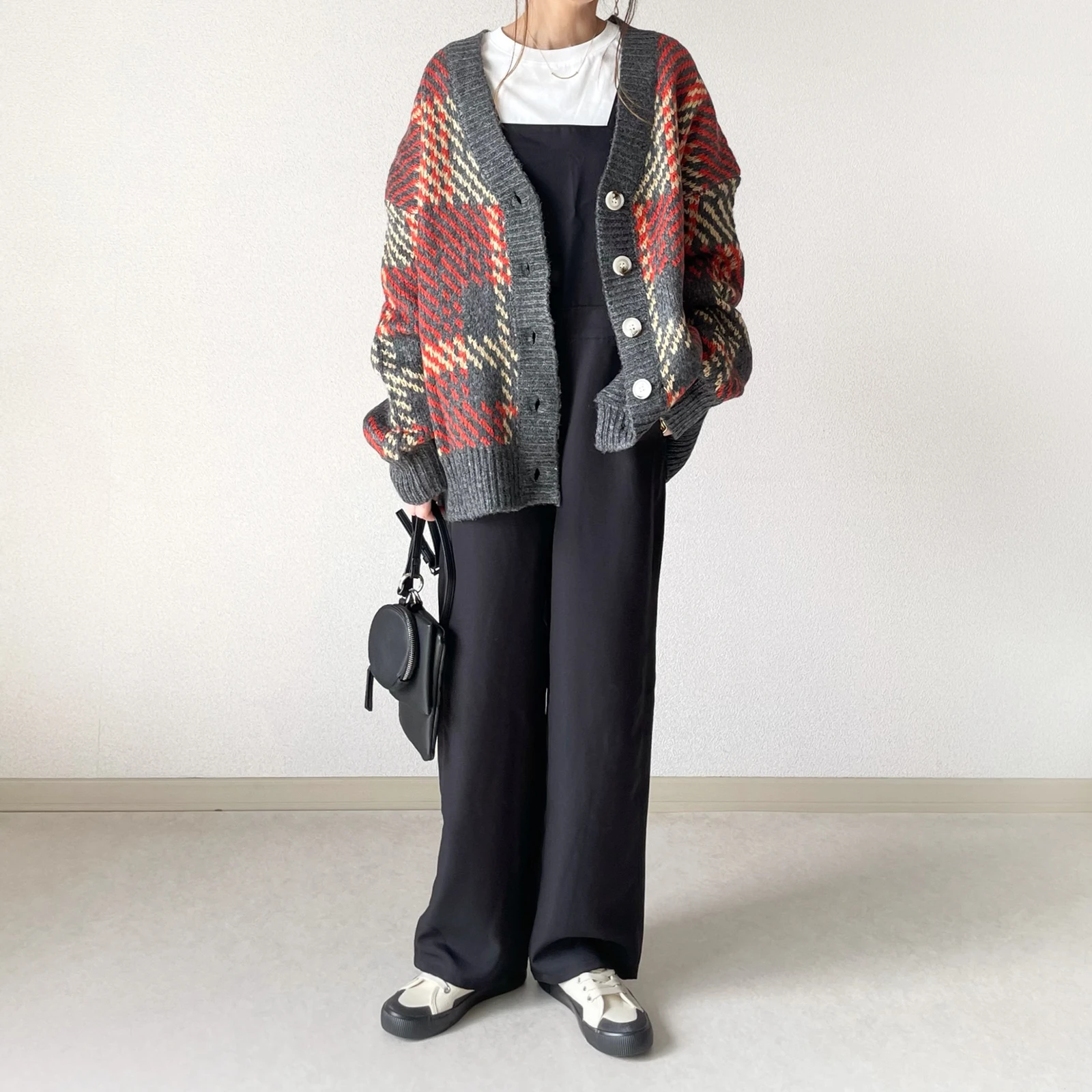 コーデの主役 チェックカーデ Akokakoが投稿したフォトブック Lemon8