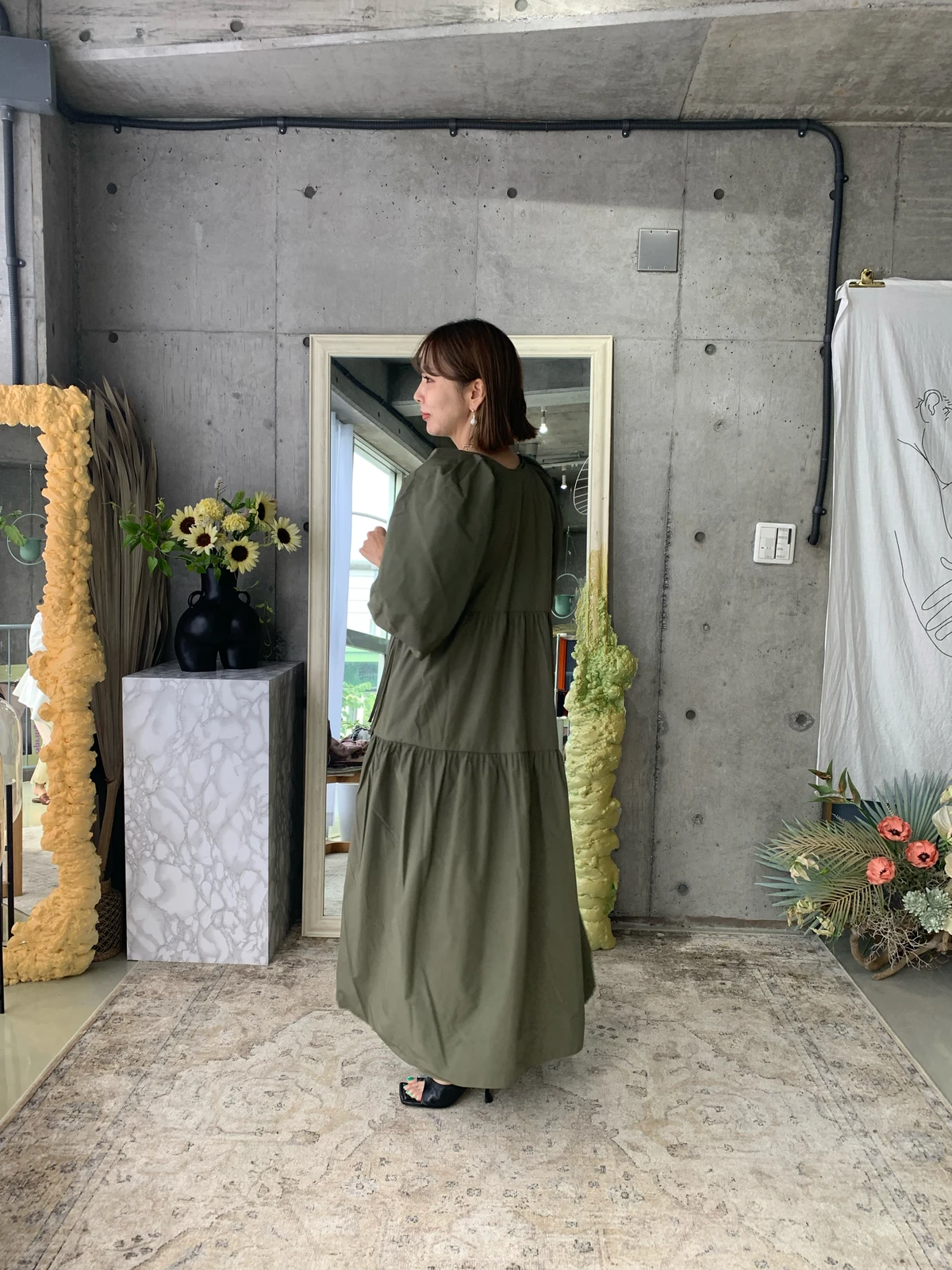 アースカラー 買うならもう秋まで着れるワンピース Maki4512が投稿したフォトブック Lemon8
