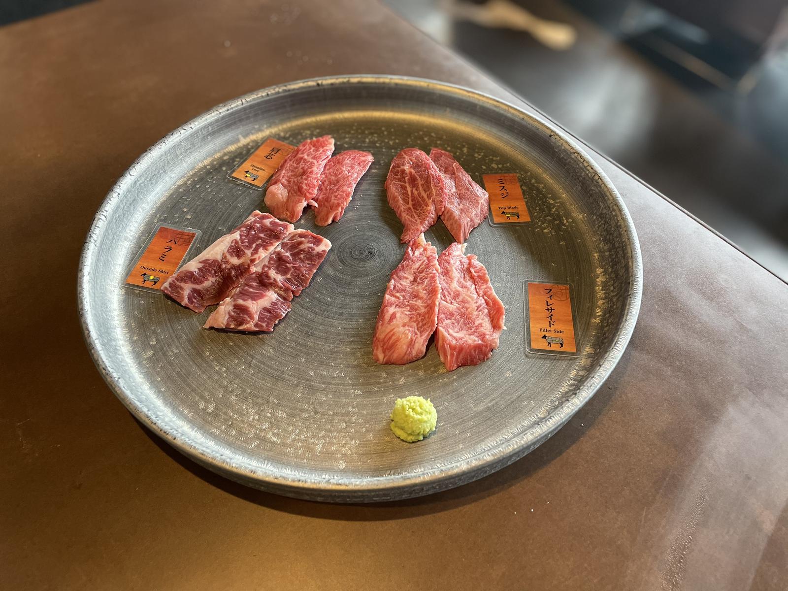新宿三丁目駅 ランチからコスパ最高なコースが楽しめる焼肉屋さん ごはんちゃんが投稿したフォトブック Sharee